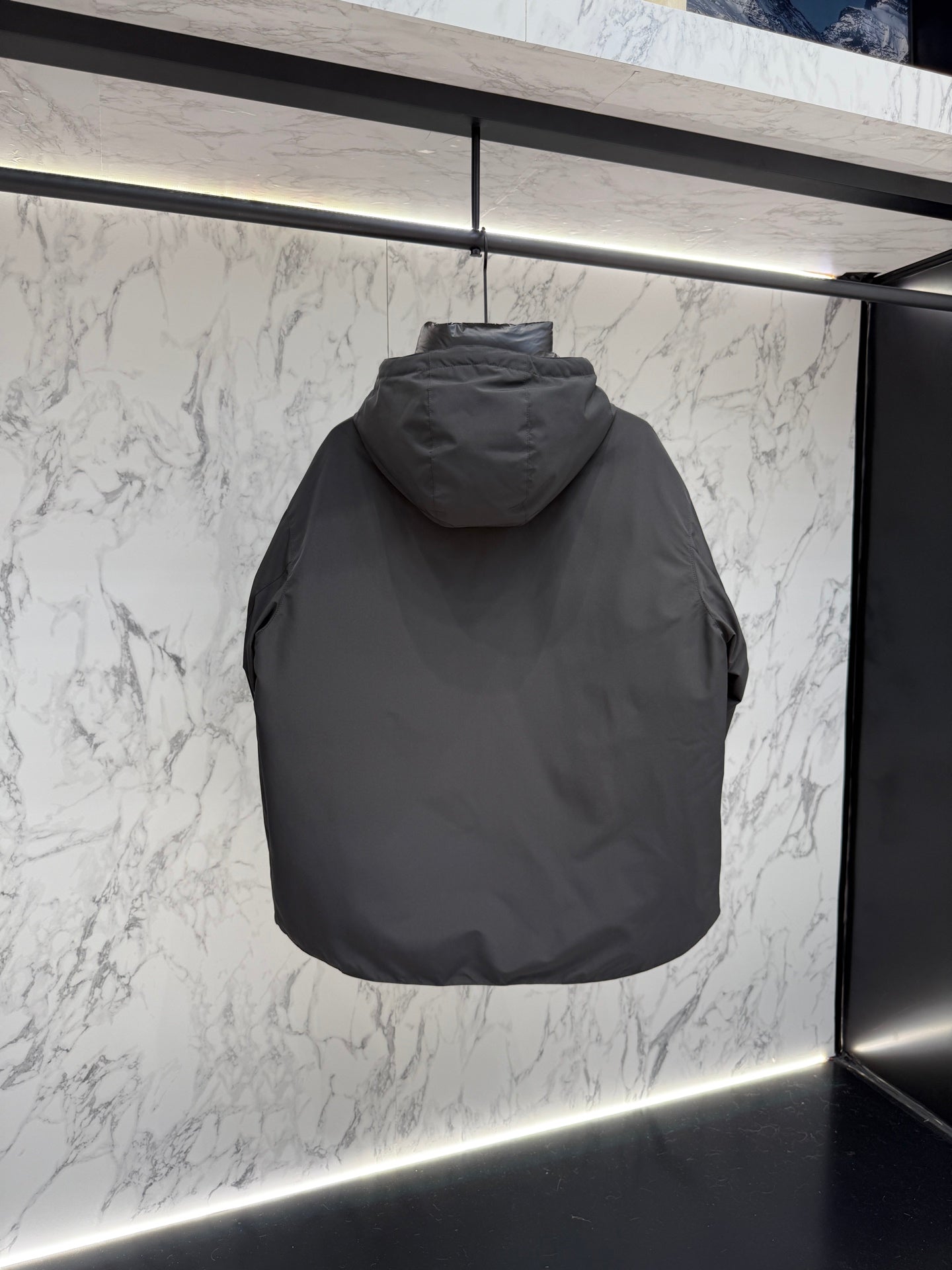 Pre-Owned Prada Nylon Down Jacket – Luxury Hooded Puffer with Metal Logo, Classic Black, Like New
