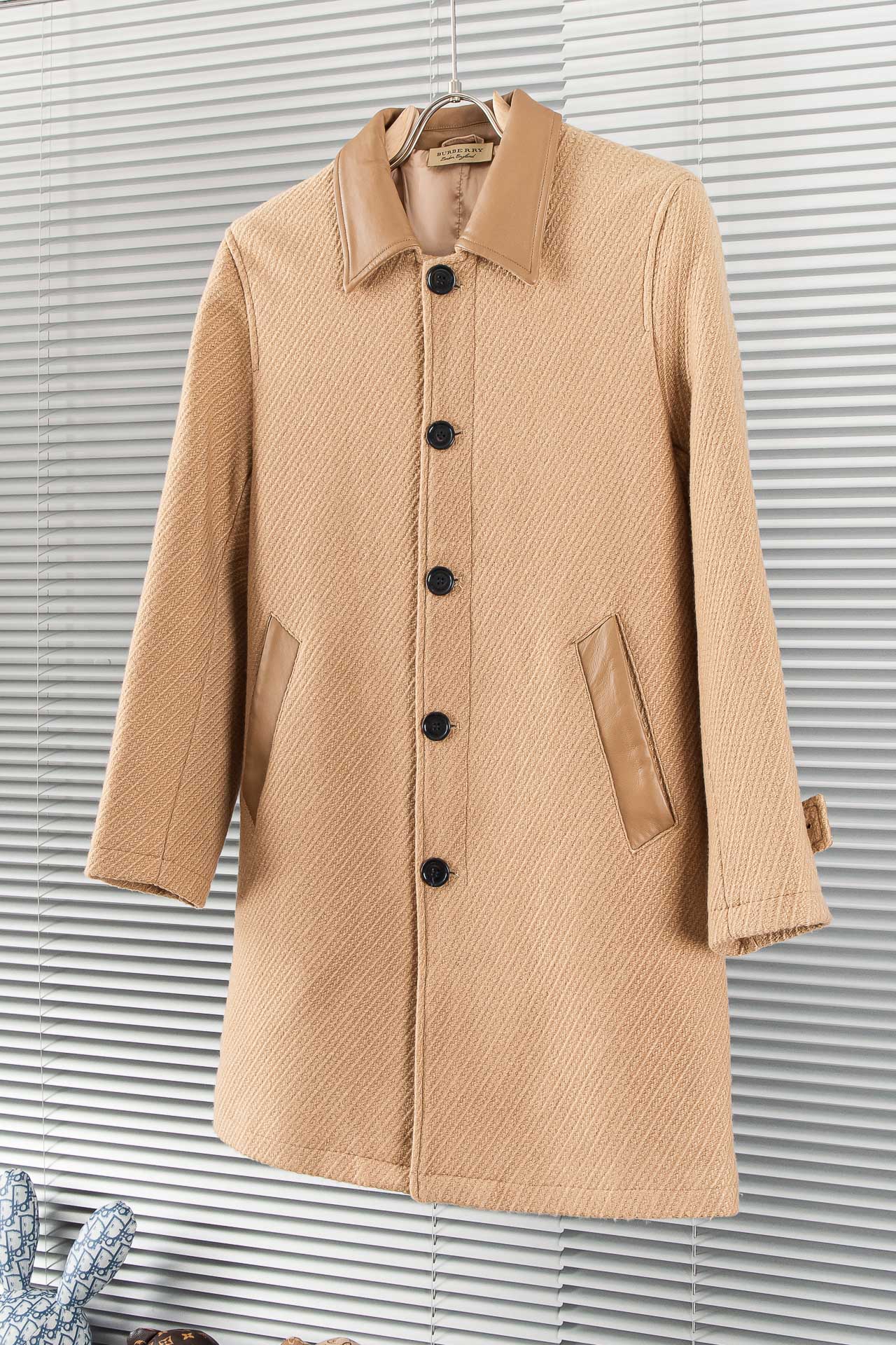 Pre-Owned Burberry Wool-Cashmere Coat – Like New Camel Longline Overcoat, Timeless Luxury