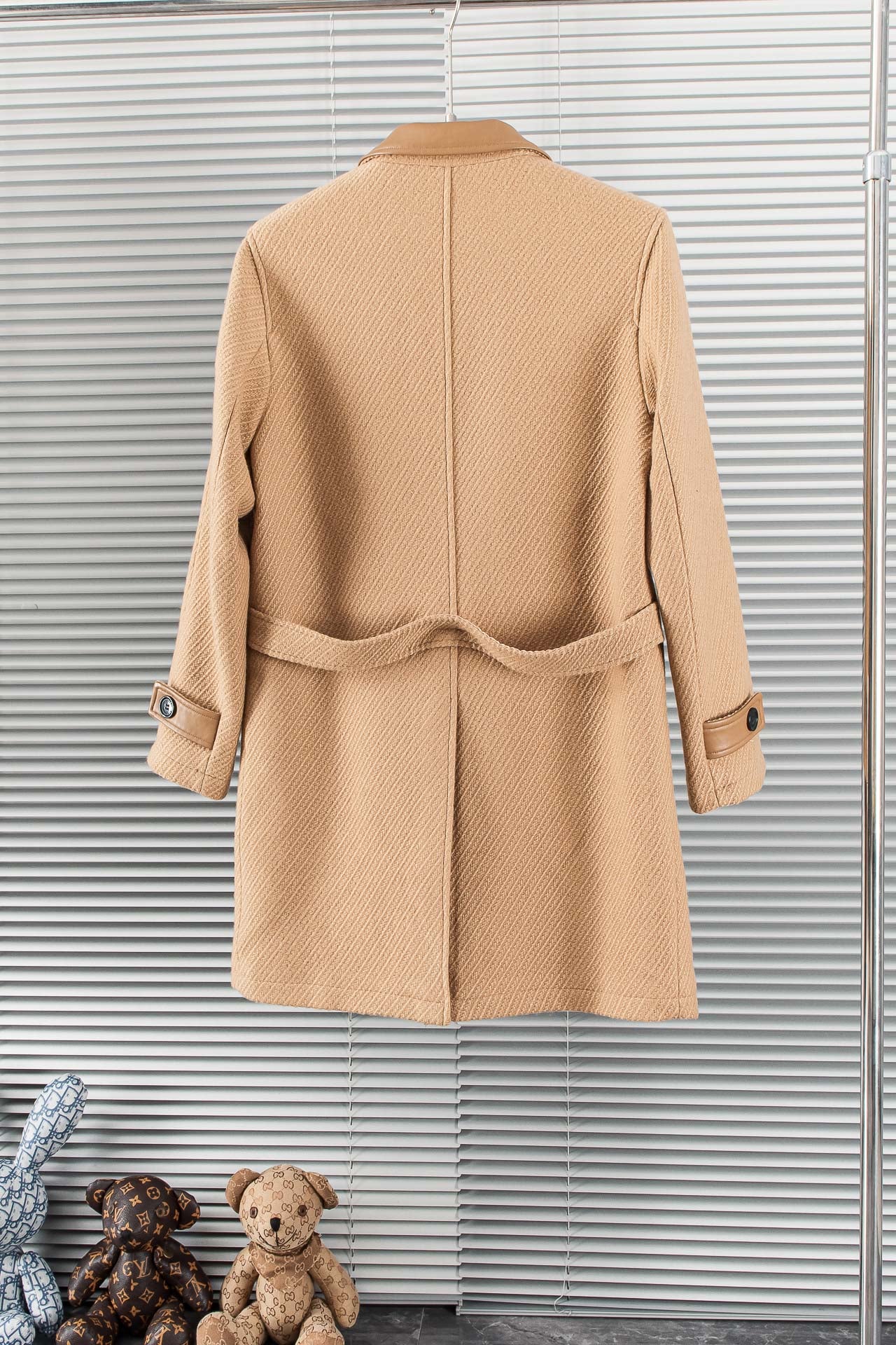 Pre-Owned Burberry Wool-Cashmere Coat – Like New Camel Longline Overcoat, Timeless Luxury