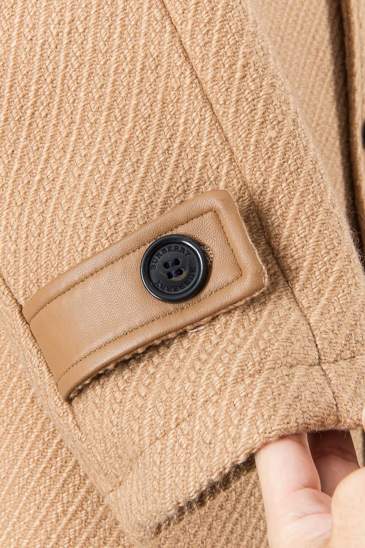 Pre-Owned Burberry Wool-Cashmere Coat – Like New Camel Longline Overcoat, Timeless Luxury