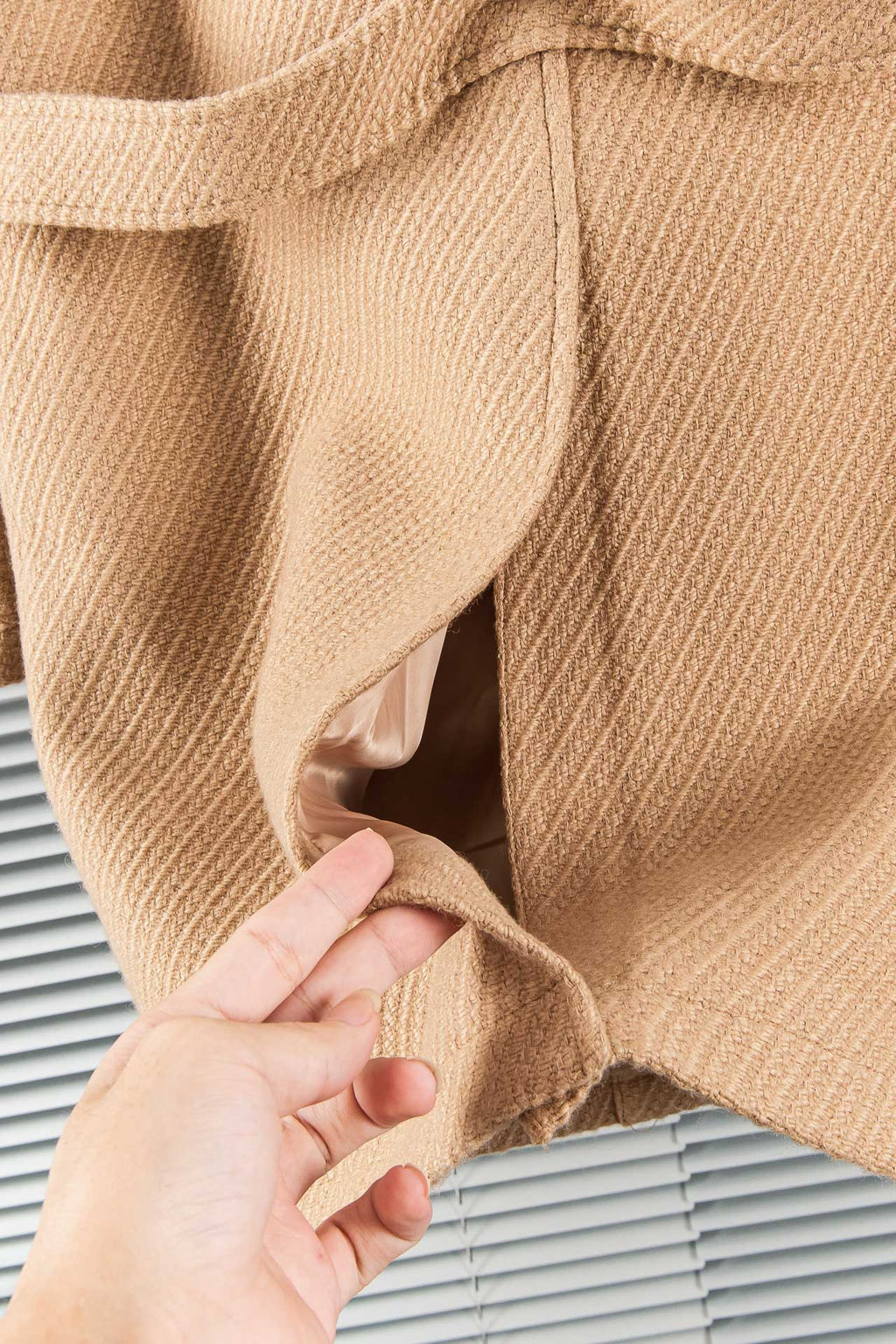 Pre-Owned Burberry Wool-Cashmere Coat – Like New Camel Longline Overcoat, Timeless Luxury