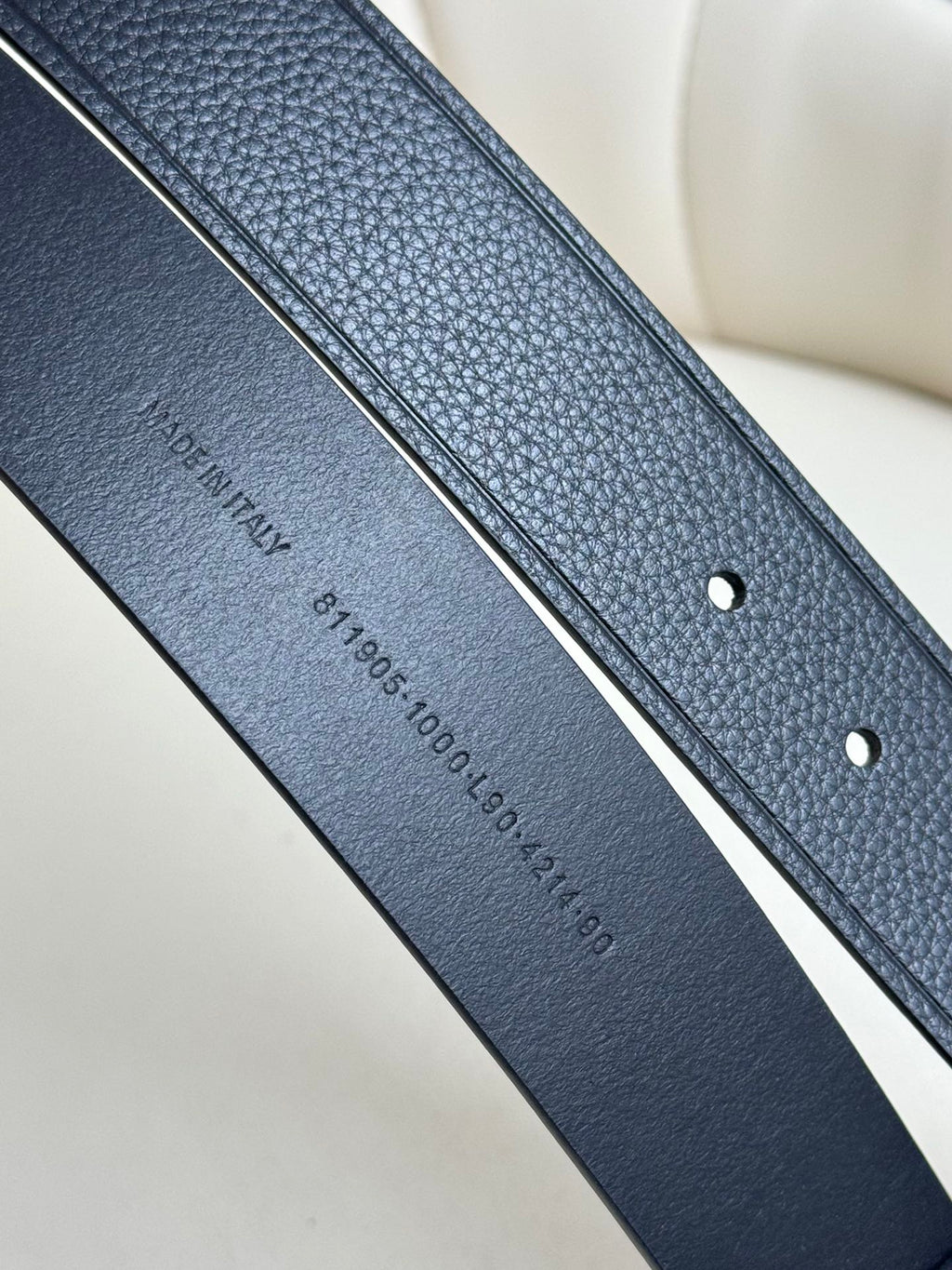 Pre-Owned Balenciaga Leather Belt – 3.5cm Width, Classic BB Logo Buckle, Minimalist Luxury