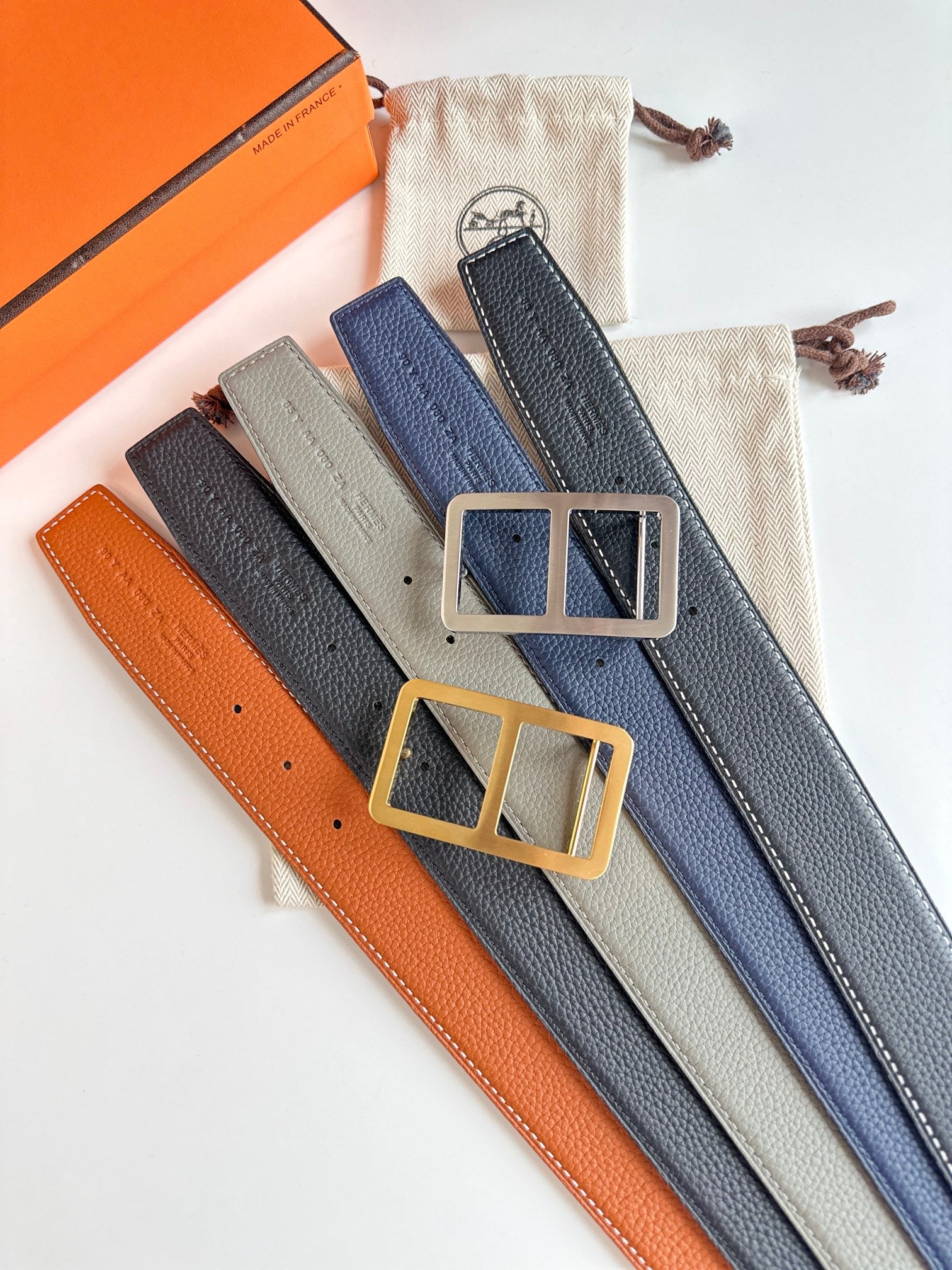 Pre-Owned Hermès Men’s Togo Leather Belt – 38mm Width, Reversible with Classic H Buckle