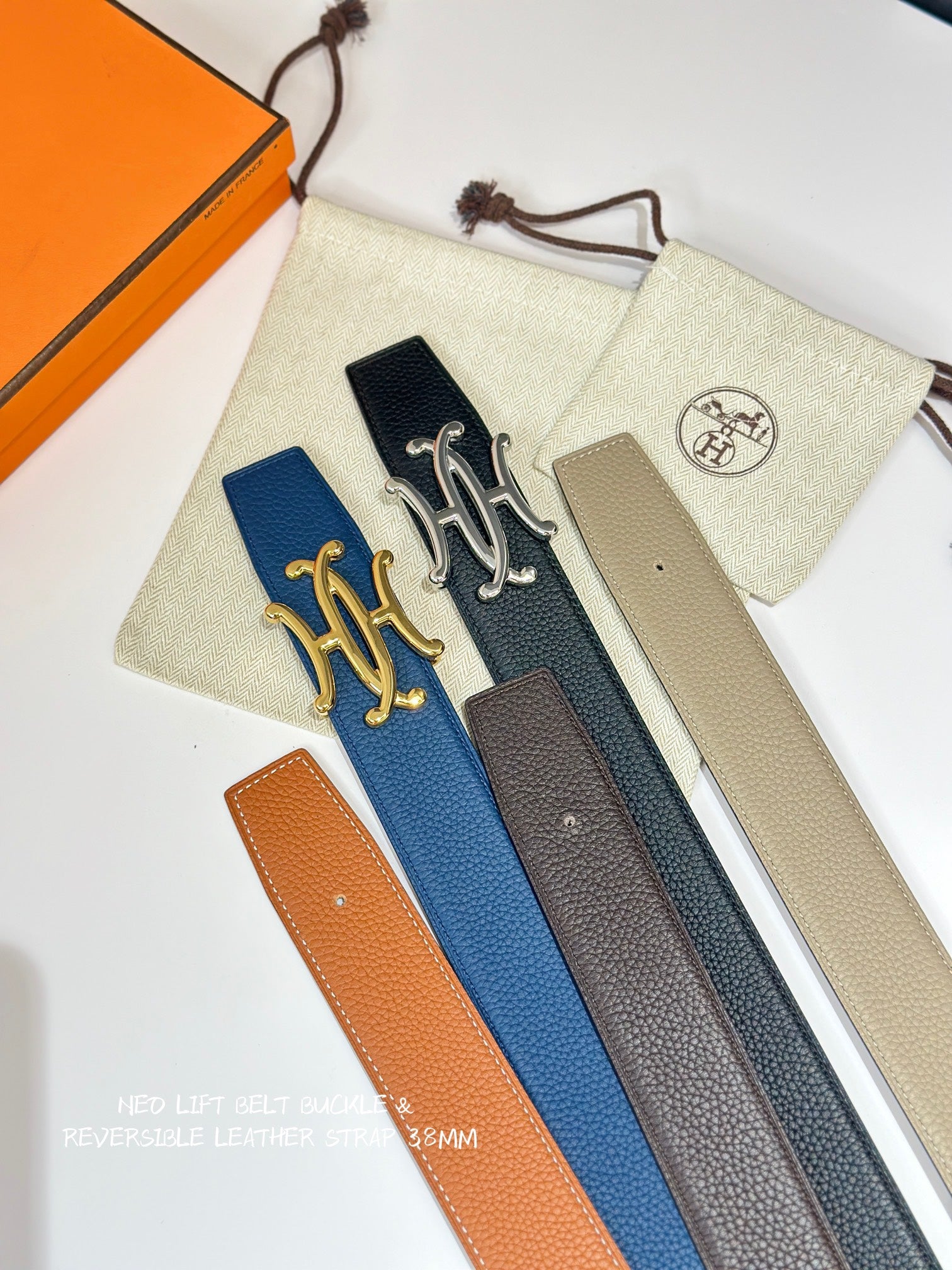 Pre-Owned Hermès Neo Lift Buckle Belt – Reversible Leather Strap, 38mm Width, Classic Luxur