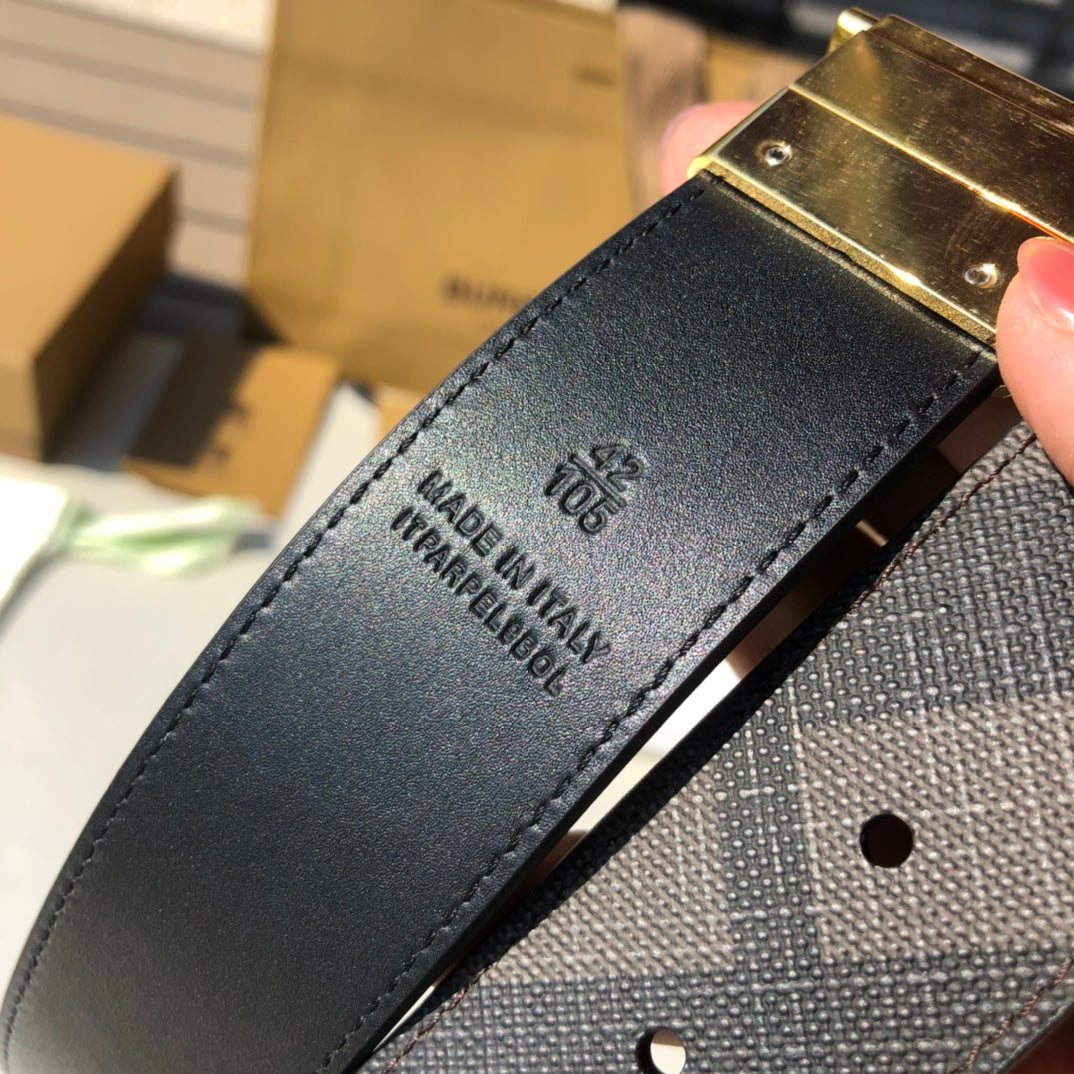 Pre-Owned Burberry Men’s London Check Reversible Leather Belt with TB Logo Buckle, 3.5cm Width