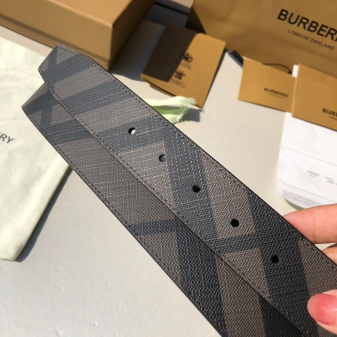 Pre-Owned Burberry Men’s London Check Reversible Leather Belt with TB Logo Buckle, 3.5cm Width