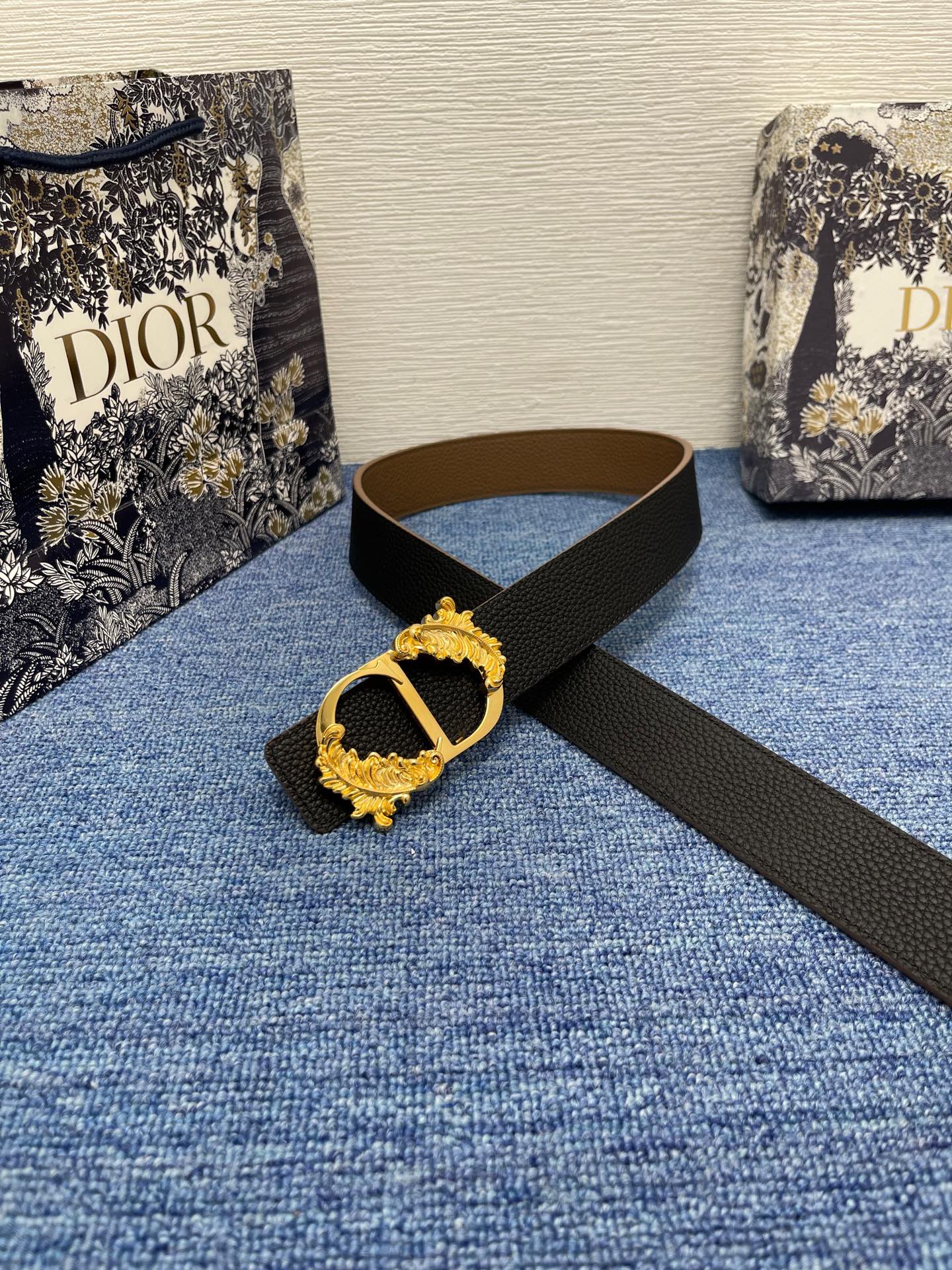 Pre-Owned Dior Men’s Calfskin Leather Belt with Gold-Finish Brass Buckle, 3.5cm Width