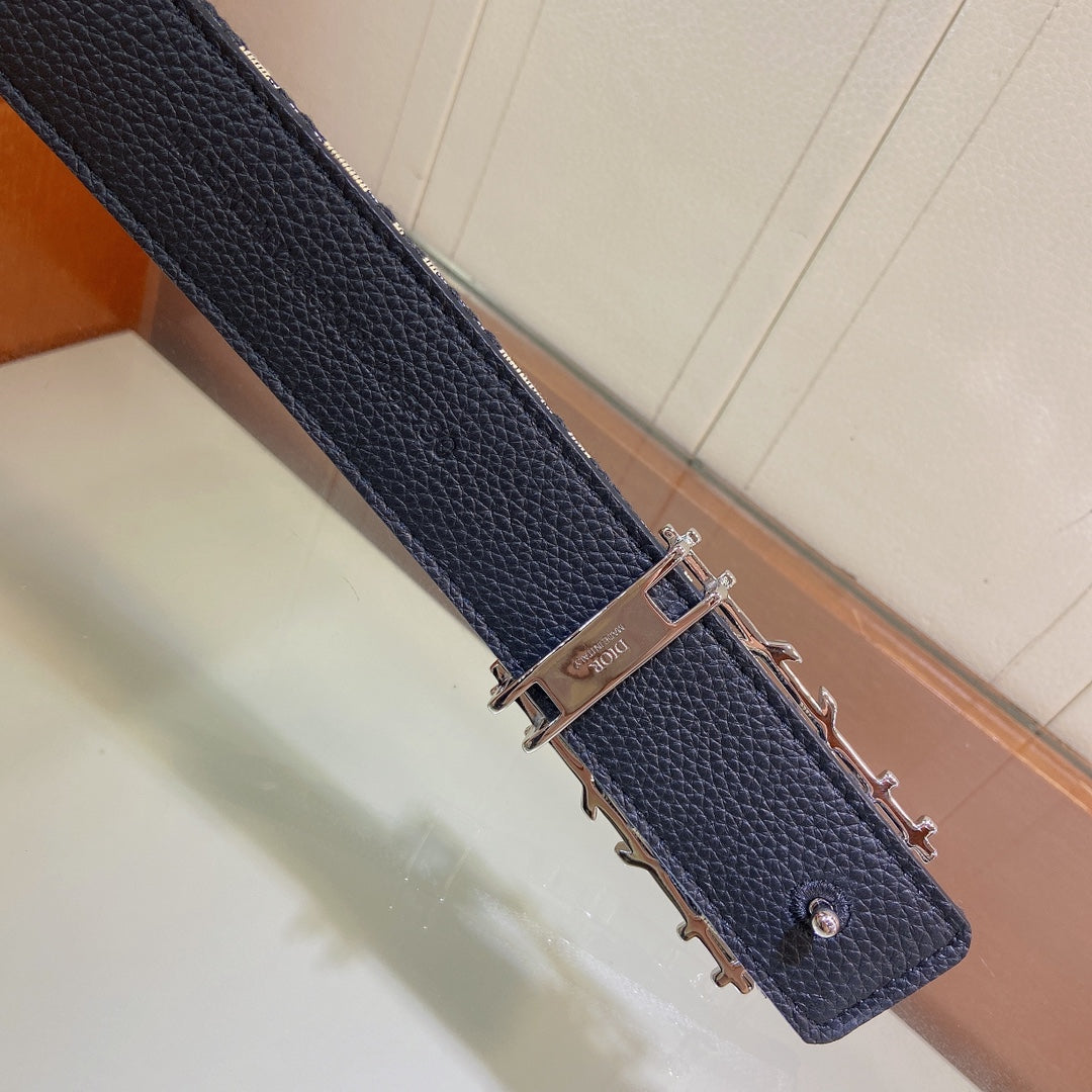 Pre-Owned Dior Men’s Reversible Belt 3.5cm with Signature Canvas & Calfskin, Brass Buckle