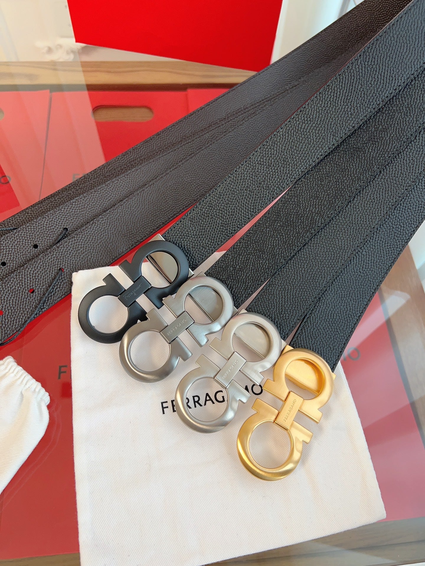 Pre-Owned Ferragamo Leather Belt 3.5cm Reversible Calfskin with Upgraded Gancini Buckle