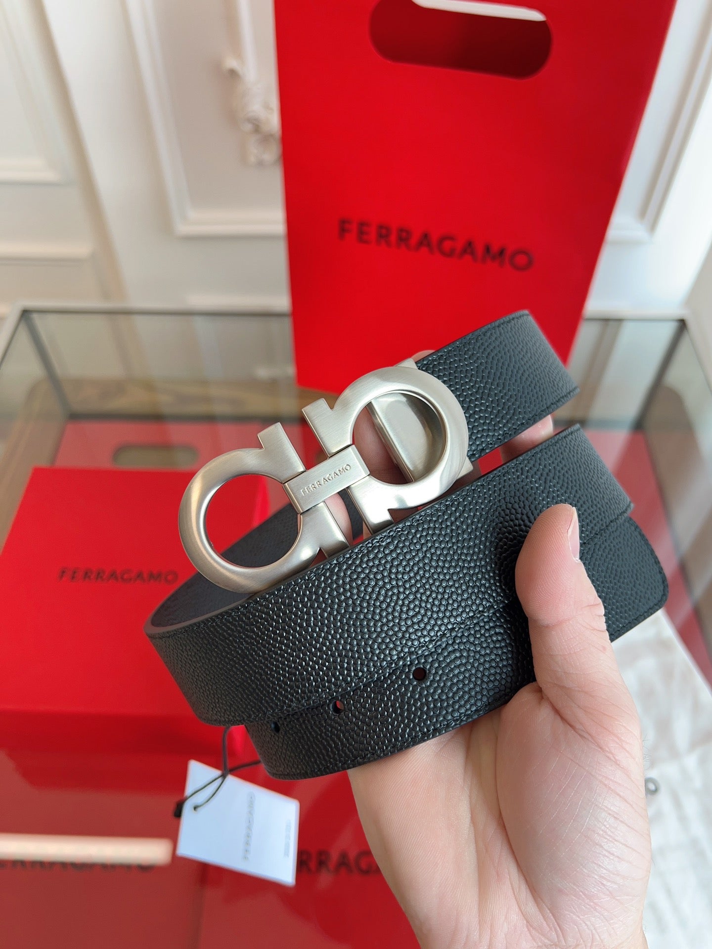 Pre-Owned Ferragamo Leather Belt 3.5cm Reversible Calfskin with Upgraded Gancini Buckle