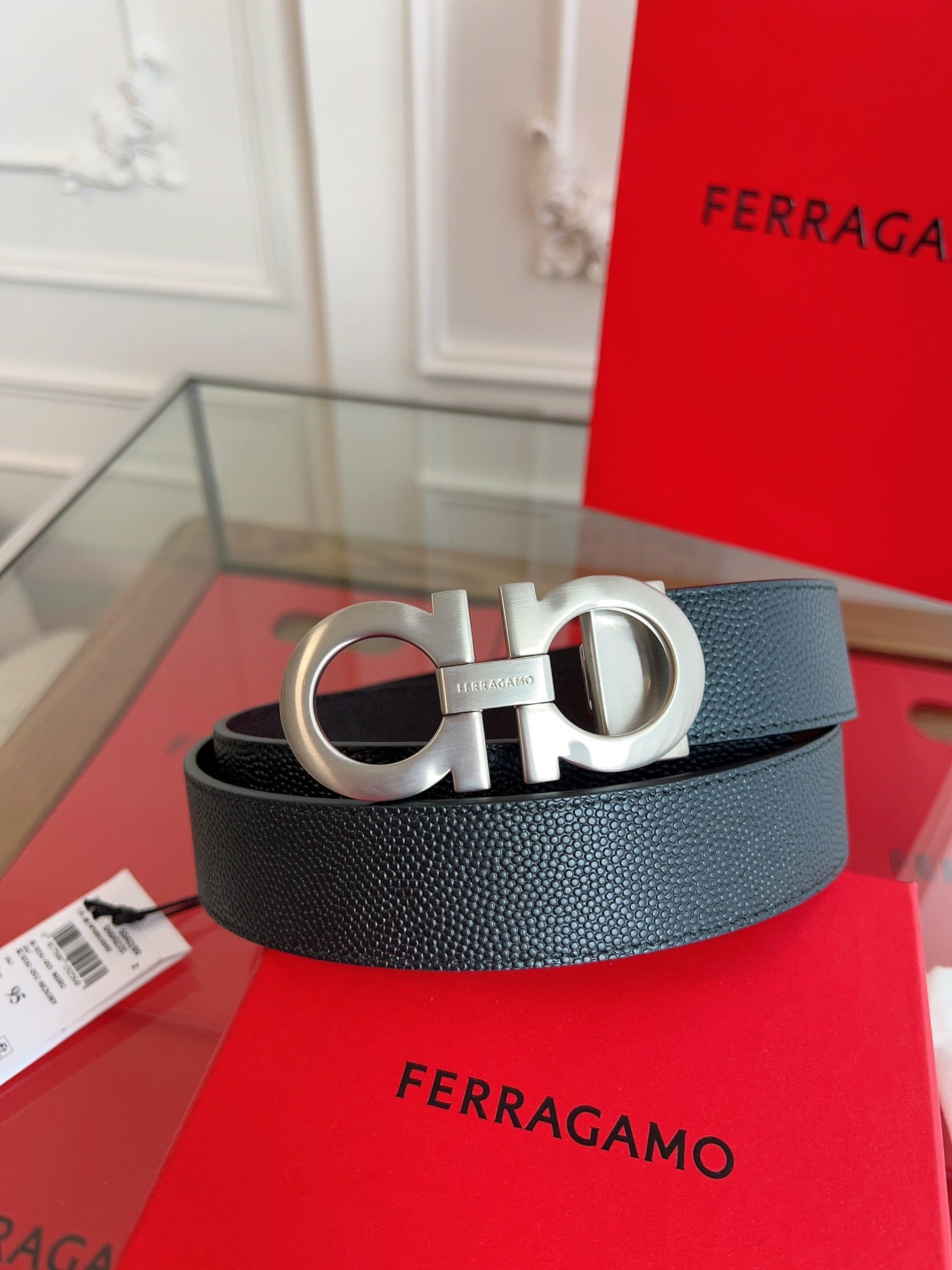 Pre-Owned Ferragamo Leather Belt 3.5cm Reversible Calfskin with Upgraded Gancini Buckle
