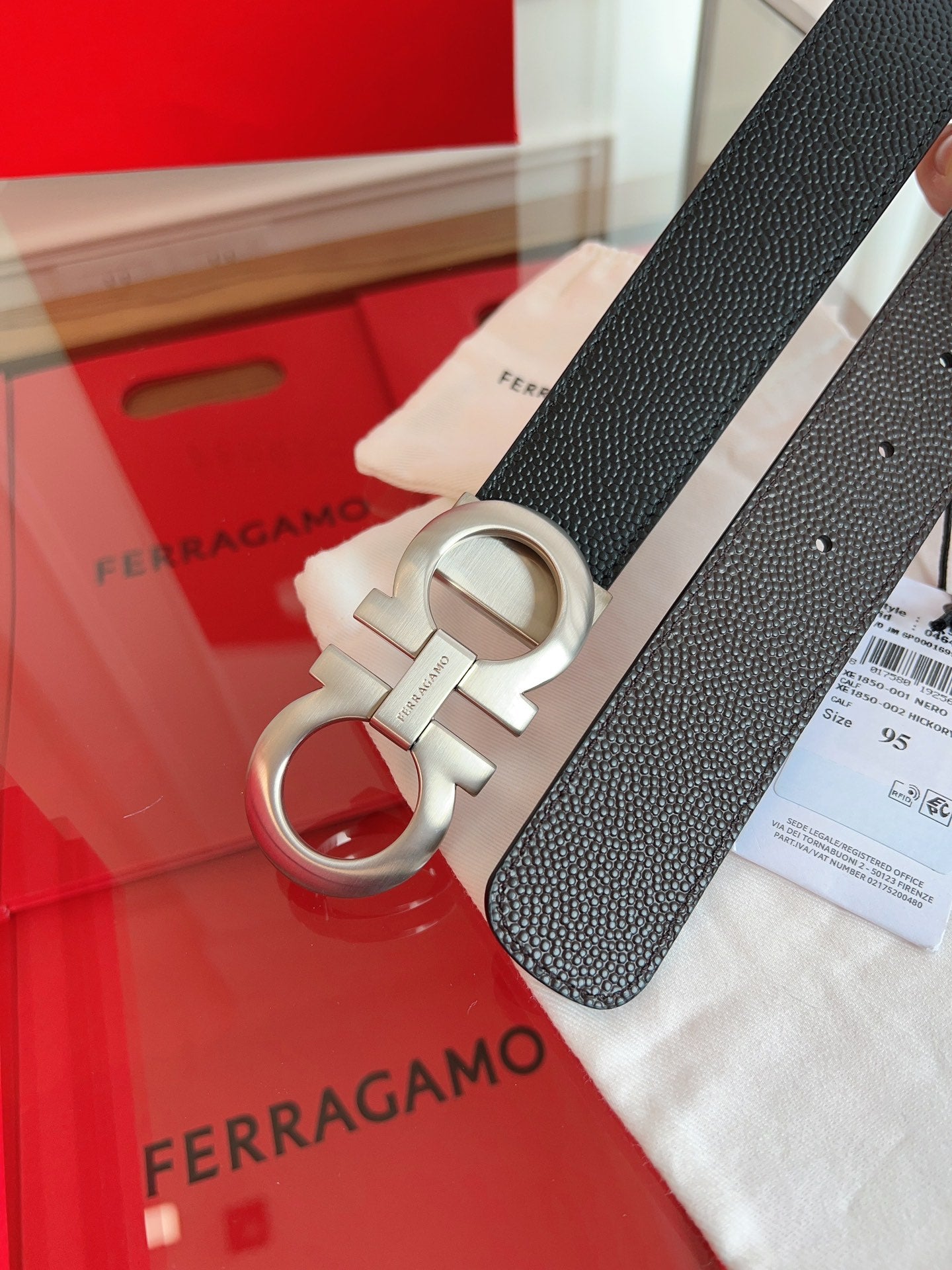 Pre-Owned Ferragamo Leather Belt 3.5cm Reversible Calfskin with Upgraded Gancini Buckle