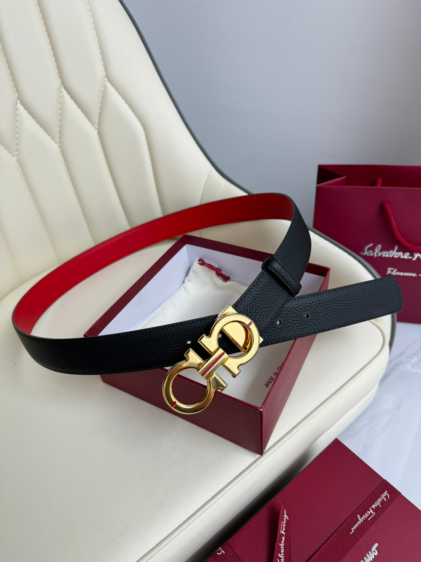 Ferragamo Reversible Leather Belt 3.5cm with Polished Brass Gancini Buckle