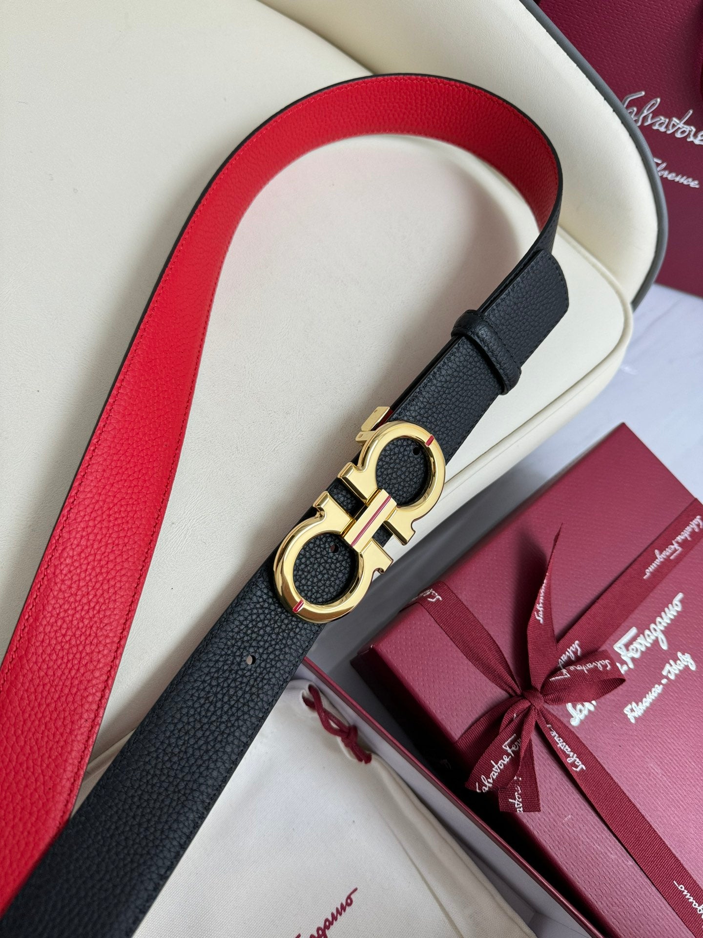 Ferragamo Reversible Leather Belt 3.5cm with Polished Brass Gancini Buckle
