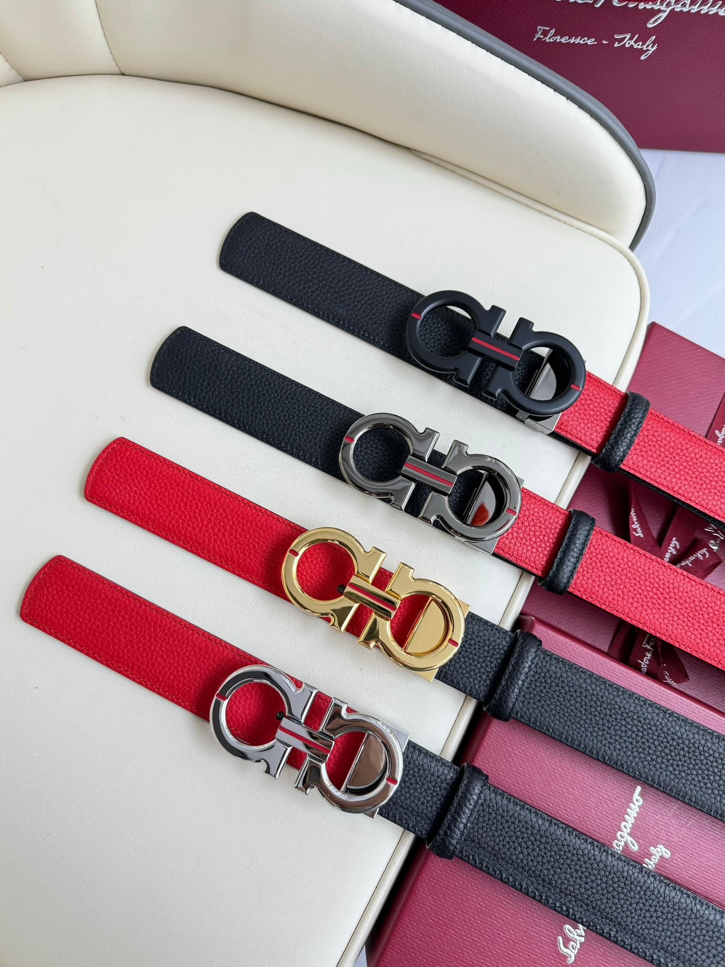 Ferragamo Reversible Leather Belt 3.5cm with Polished Brass Gancini Buckle