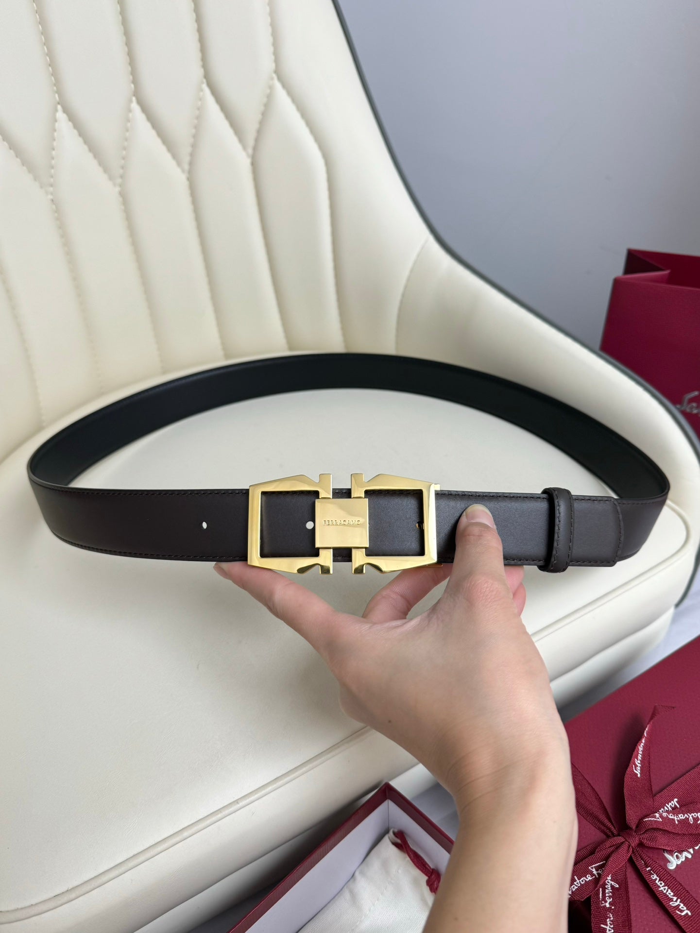 Ferragamo Reversible Leather Belt 3.5cm with Polished Brass Buckle