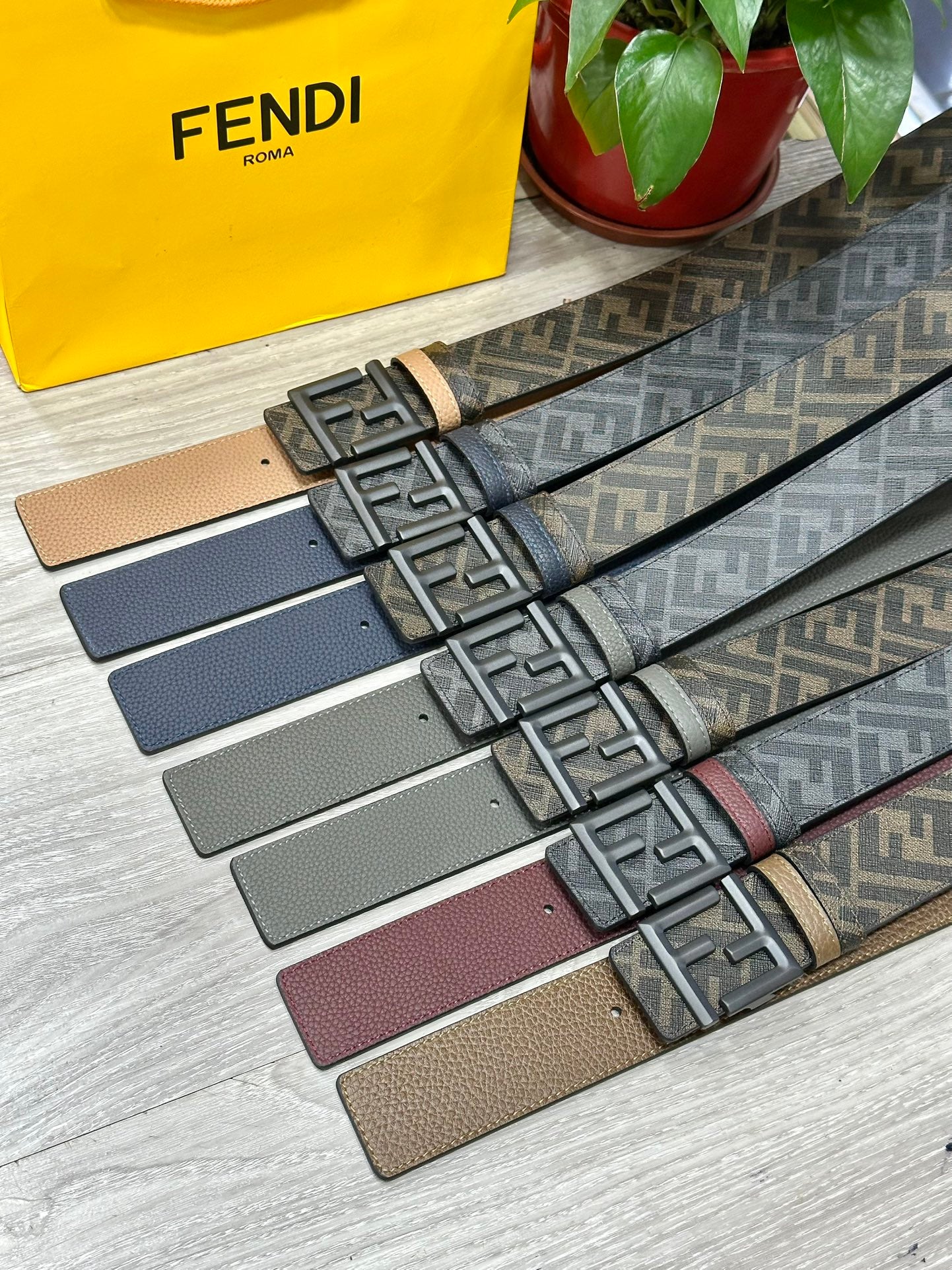 FENDI Reversible Cuoio Romano Leather Belt 4.0cm with FF Buckle