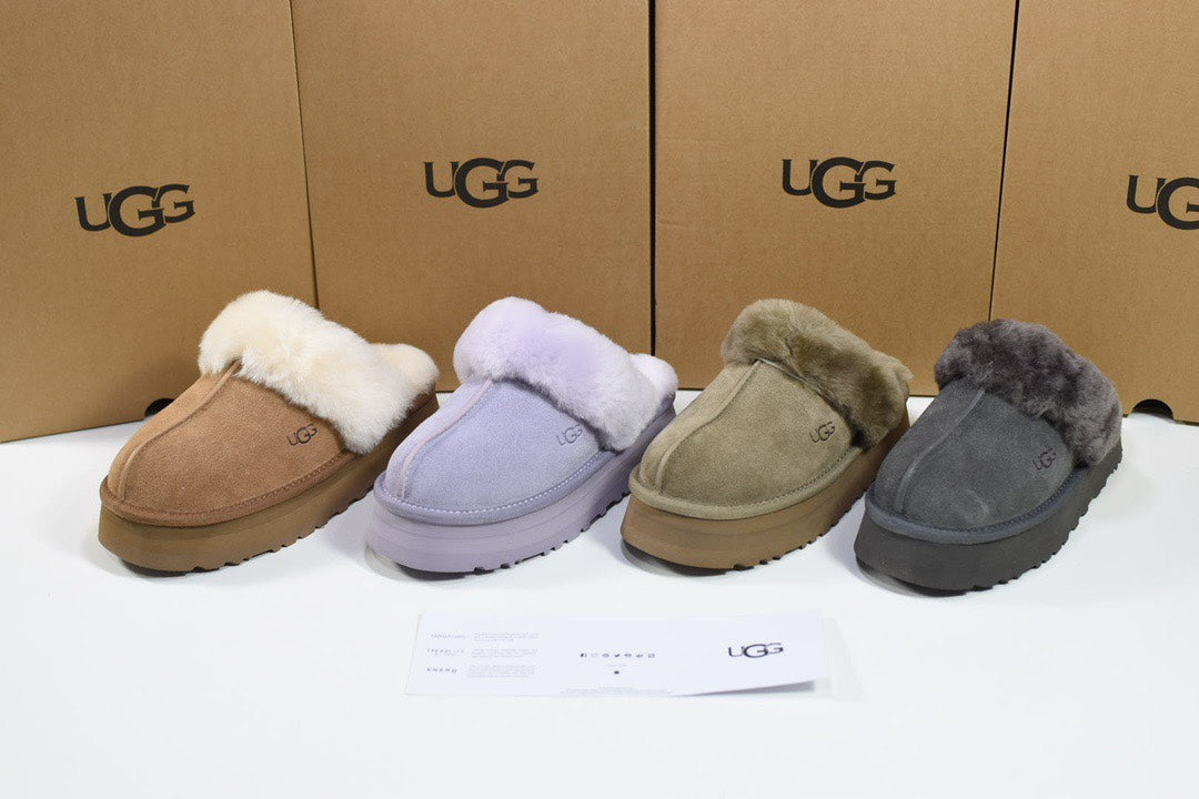 Pre-Owned UGG Classic Sheepskin Winter Boots