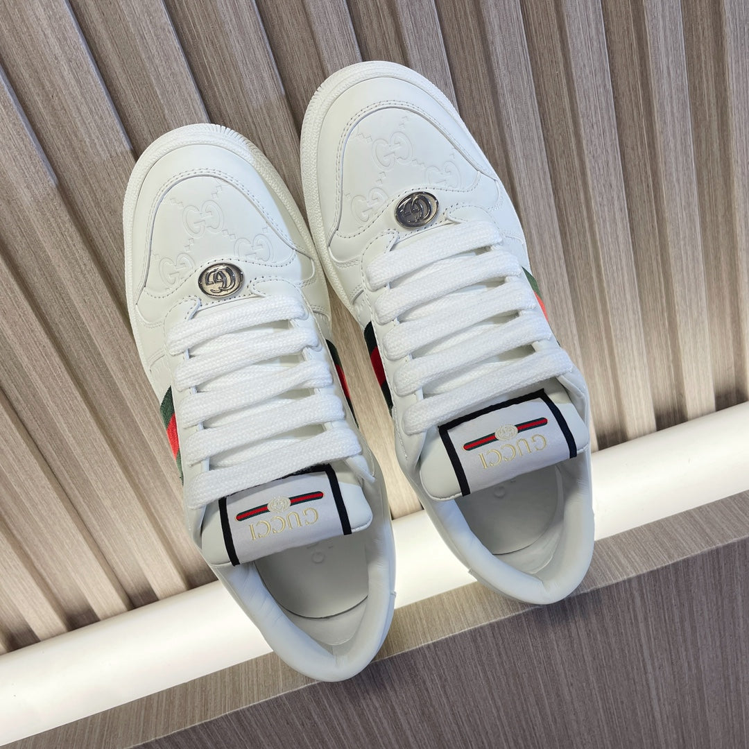 Pre-Owned Gucci Ace Sneakers with Signature Web Stripe