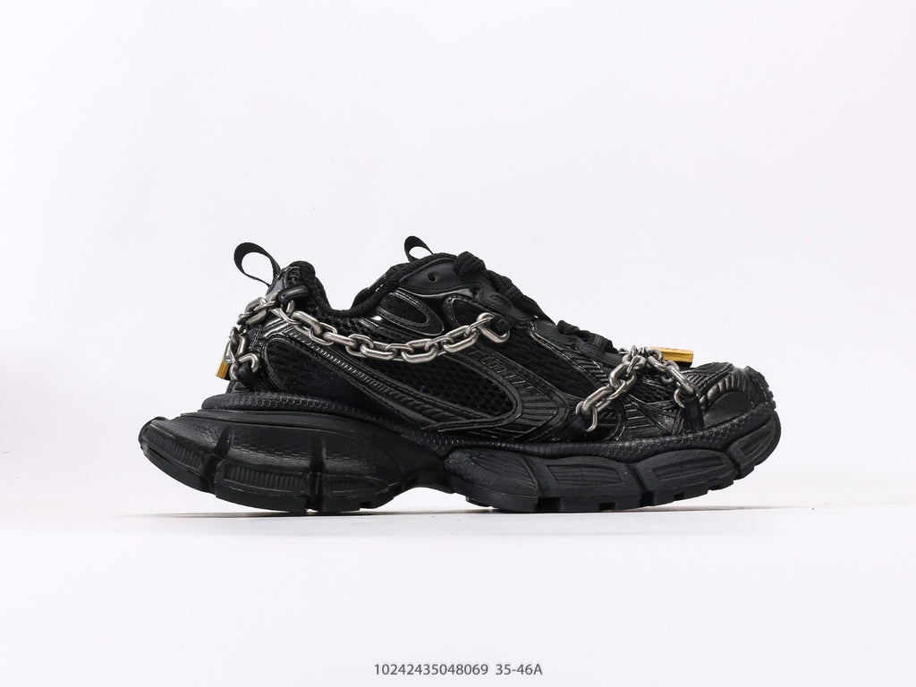 Pre-Owned Balenciaga 3XL Sneakers with Chain Detailing