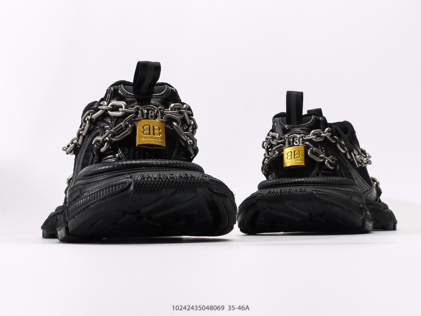 Pre-Owned Balenciaga 3XL Sneakers with Chain Detailing