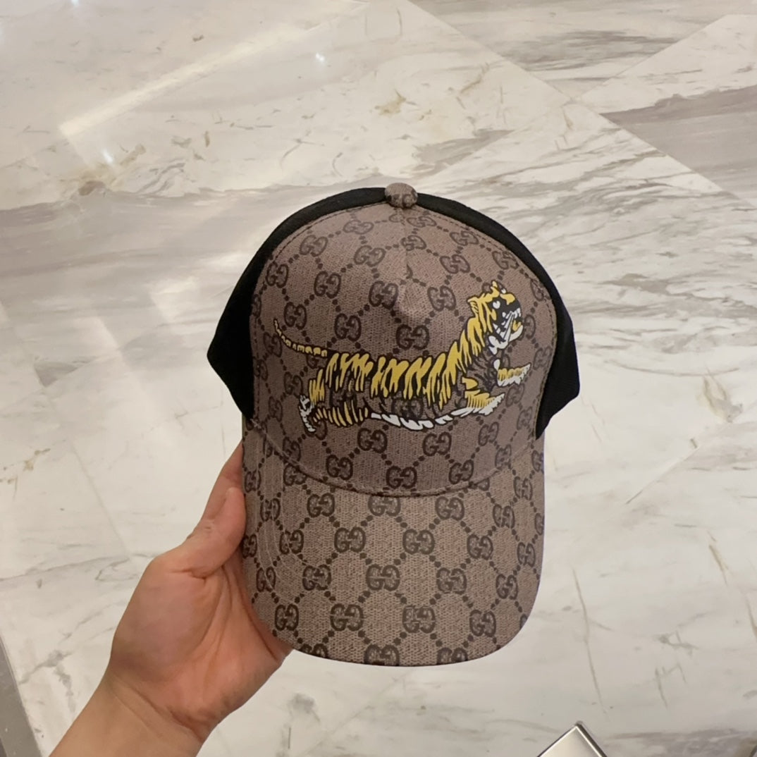 Pre-Owned Gucci Monogram Mesh Cap with Embroidered Logo