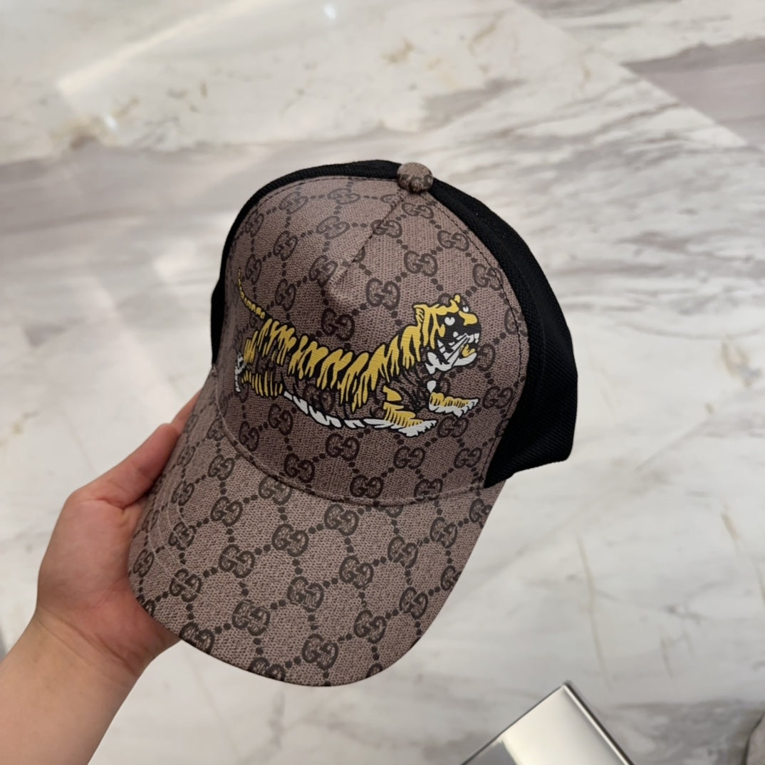 Pre-Owned Gucci Monogram Mesh Cap with Embroidered Logo