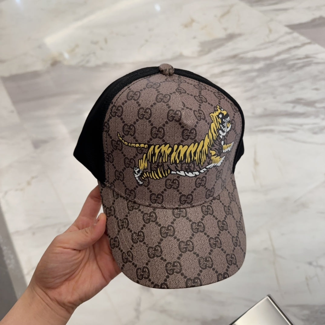 Pre-Owned Gucci Monogram Mesh Cap with Embroidered Logo