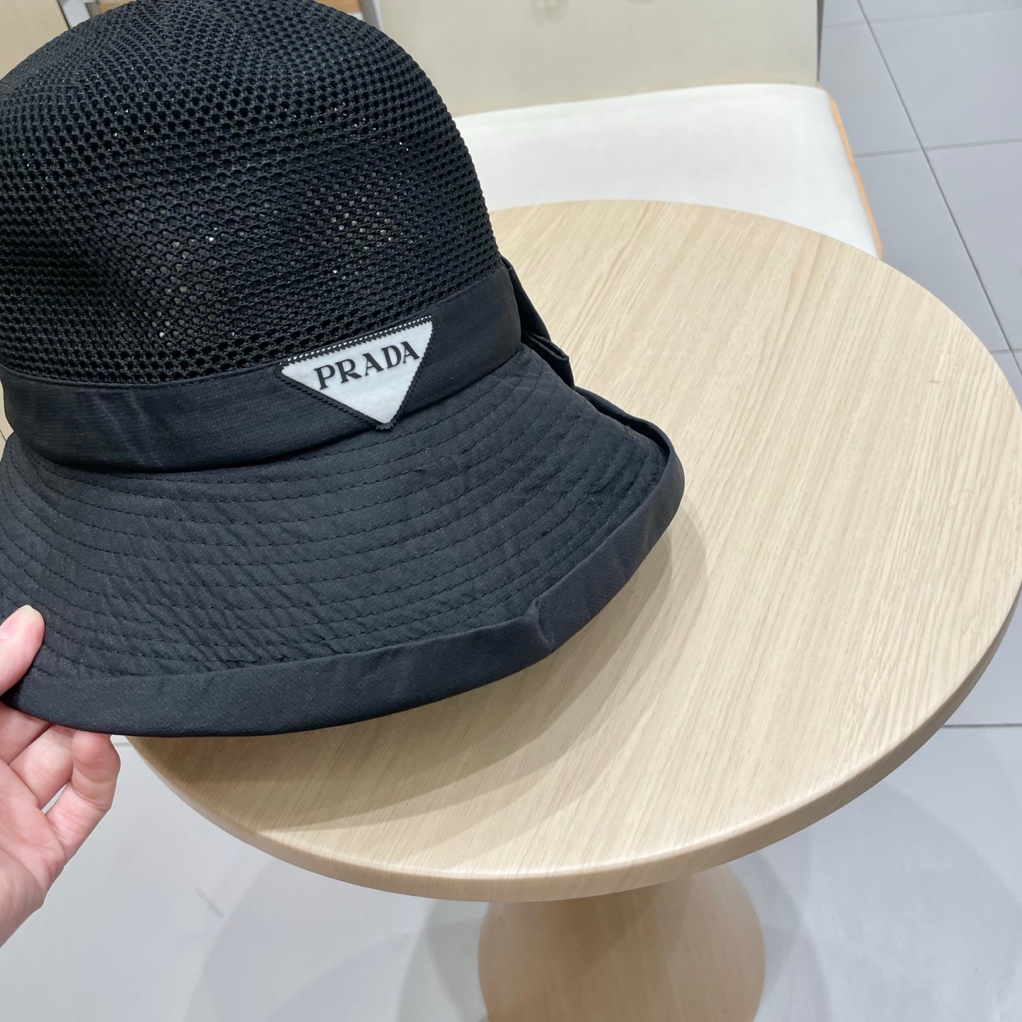 Pre-Owned Prada Knit Fabric Bucket Hat