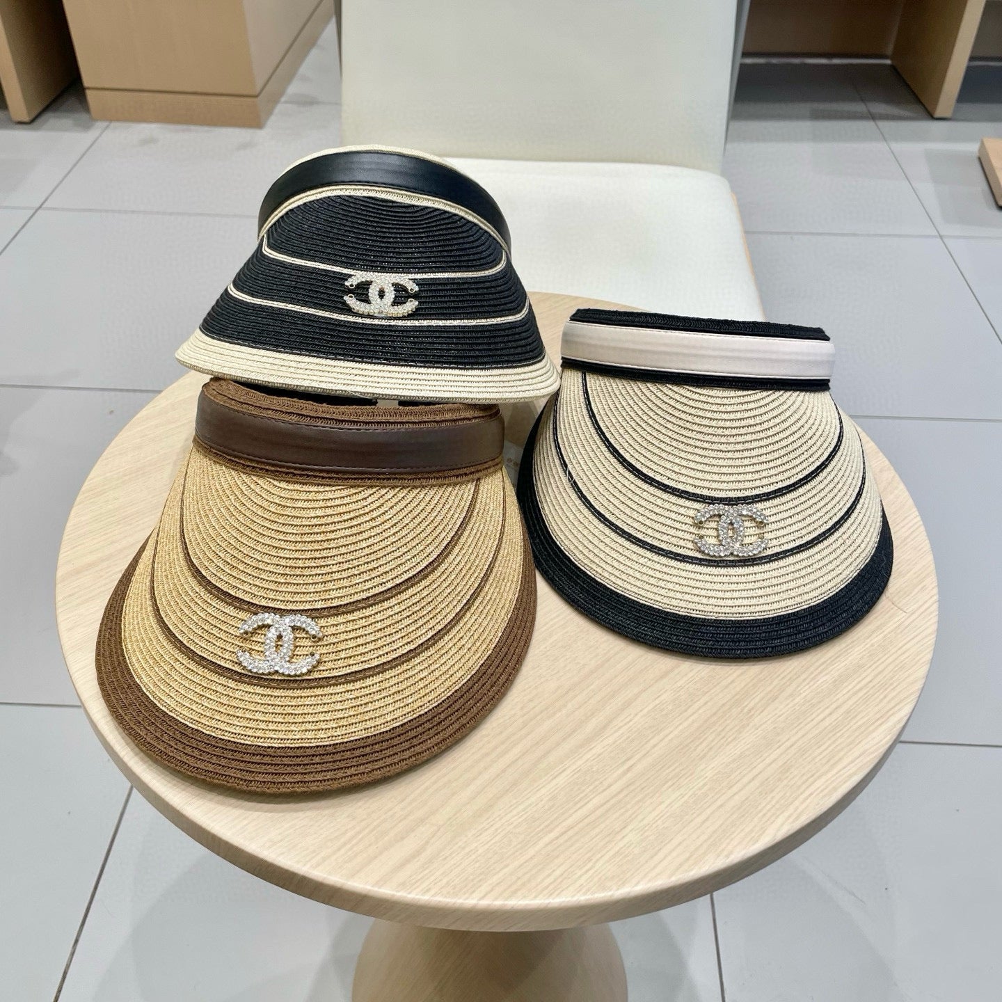 Pre-Owned Chanel Summer Straw Hat