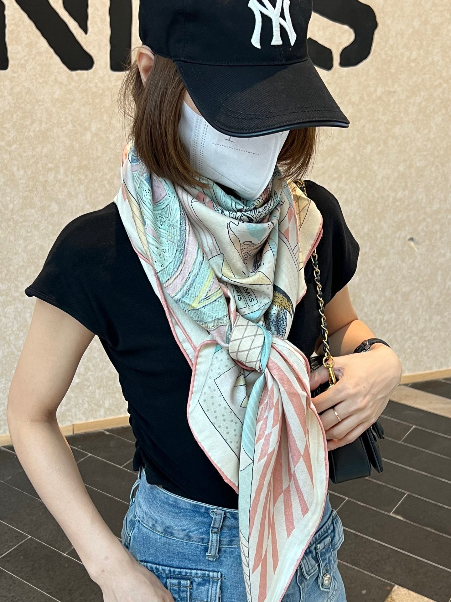 Pre-Owned Hermès Double-Sided Silk Scarf 140×140cm