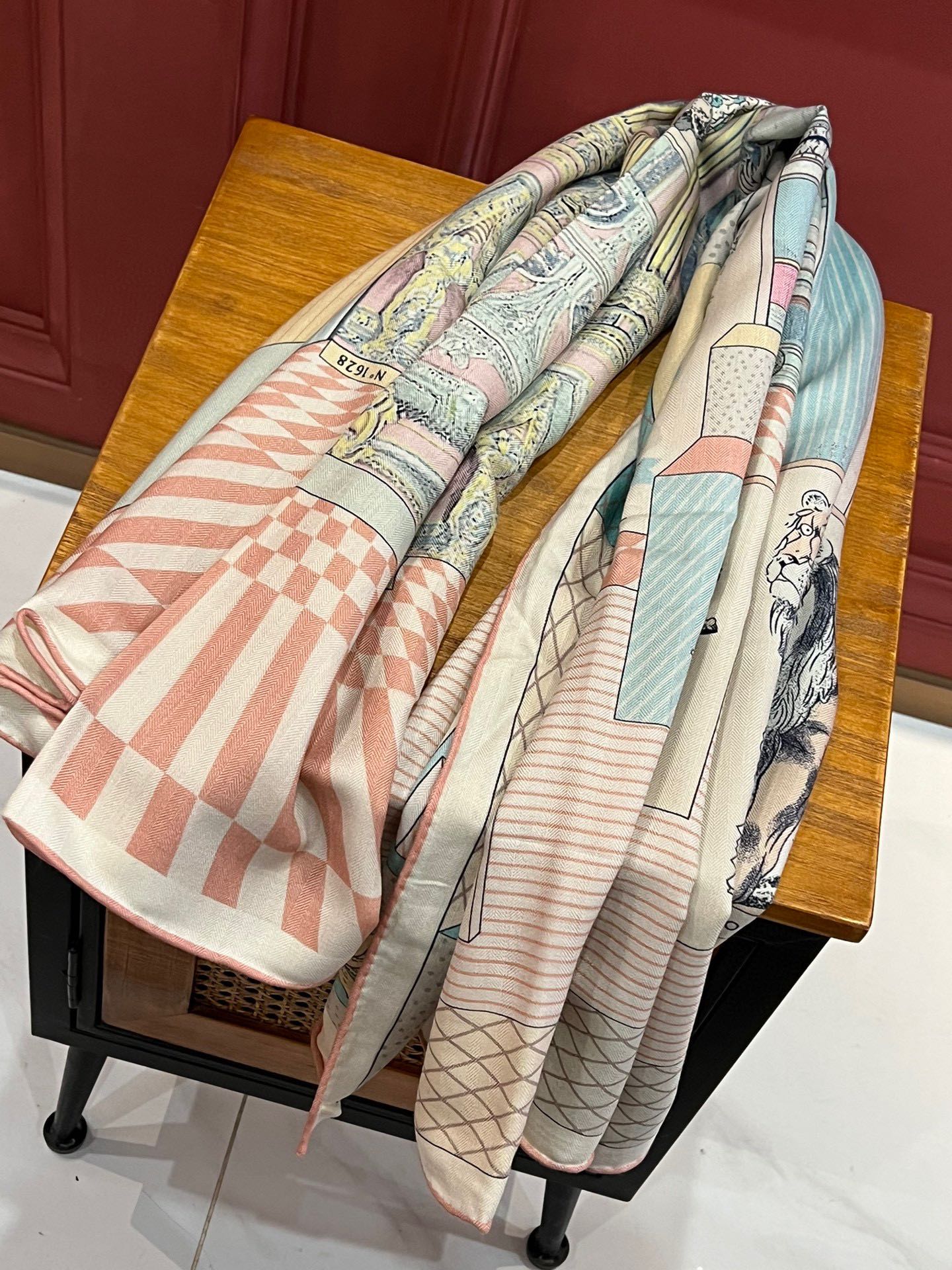 Pre-Owned Hermès Double-Sided Silk Scarf 140×140cm