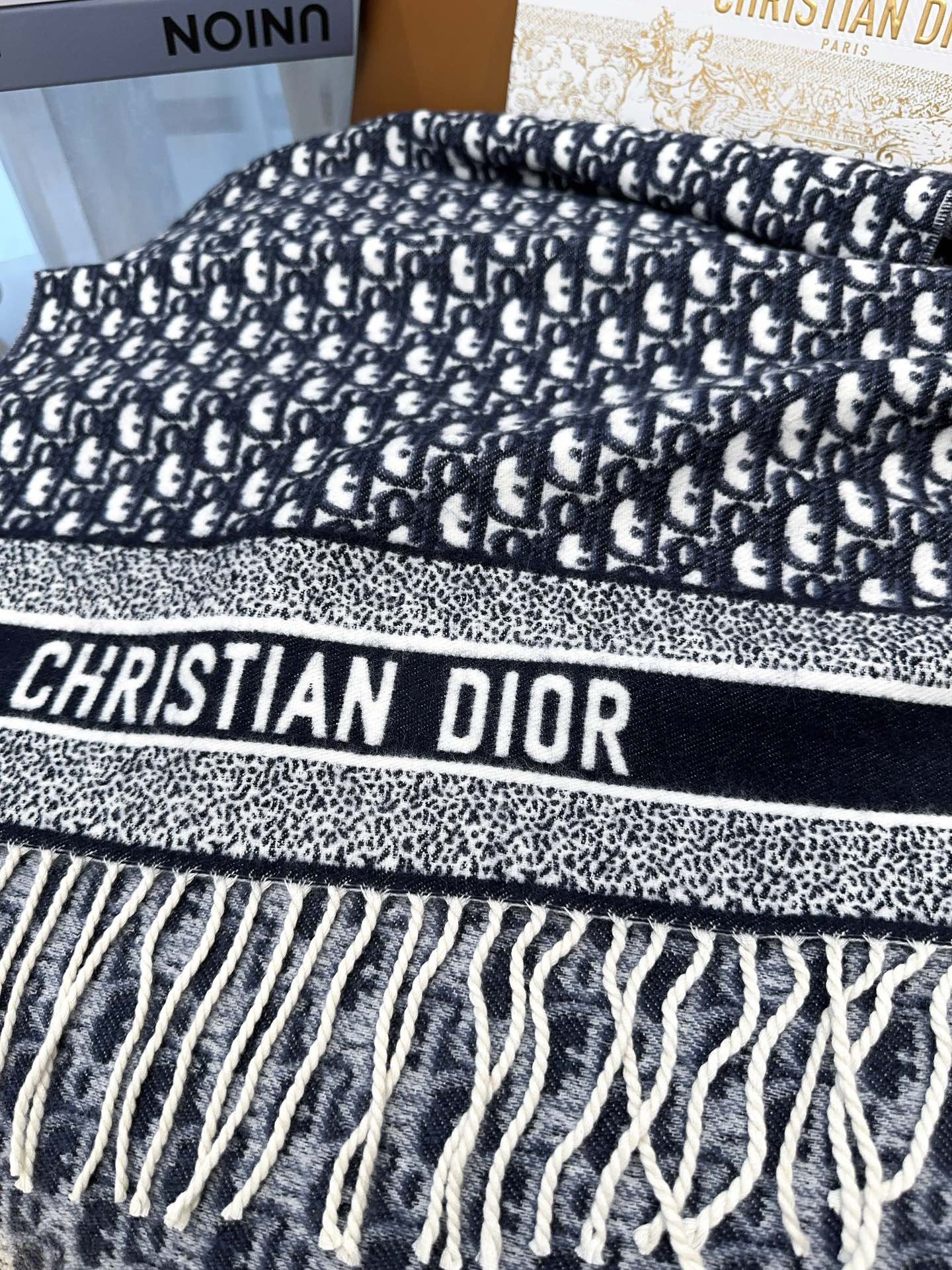 Pre-Owned Dior Oblique Wool-Cashmere Long Scarf – Grey & Blue