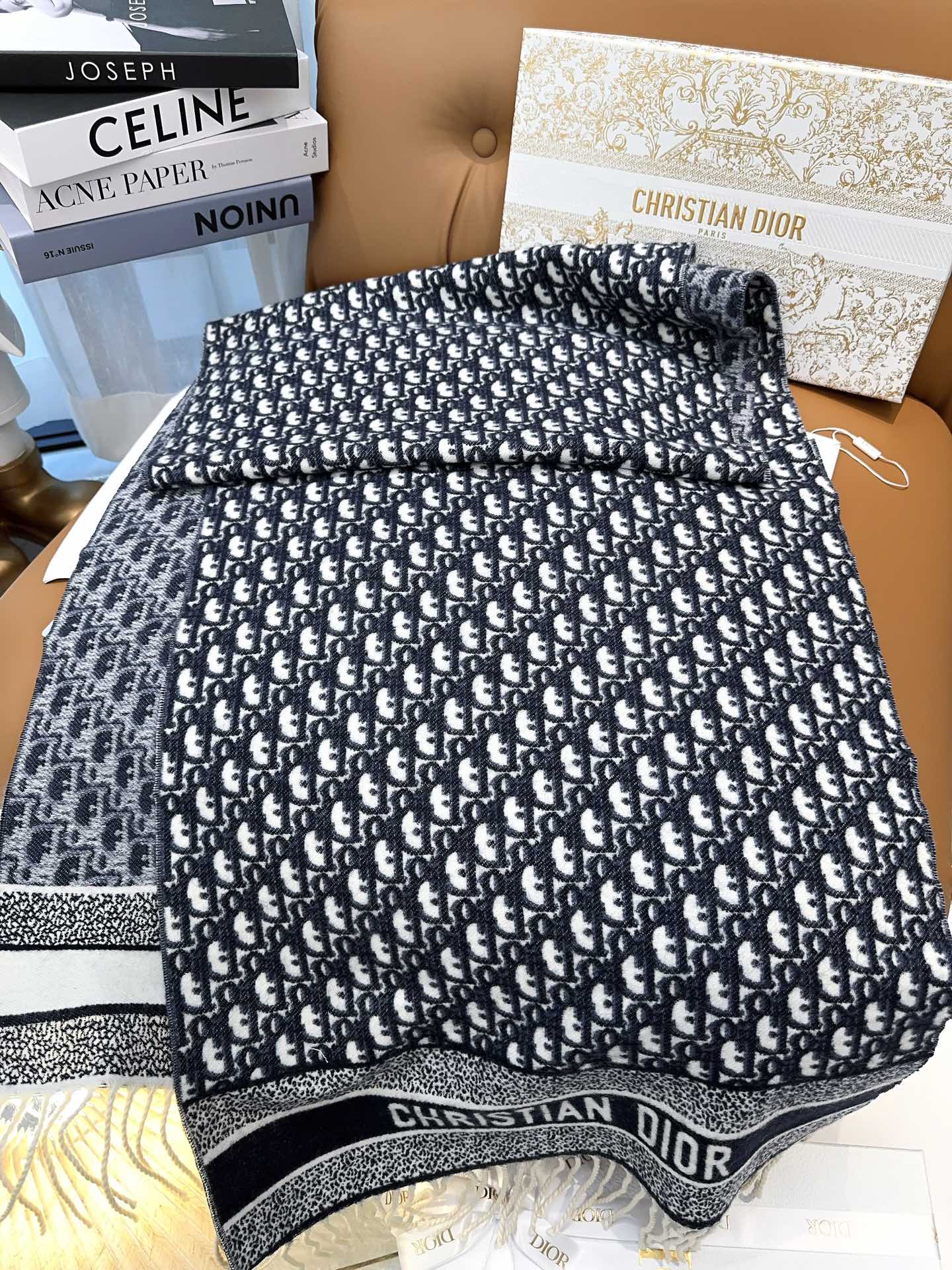 Pre-Owned Dior Oblique Wool-Cashmere Long Scarf – Grey & Blue