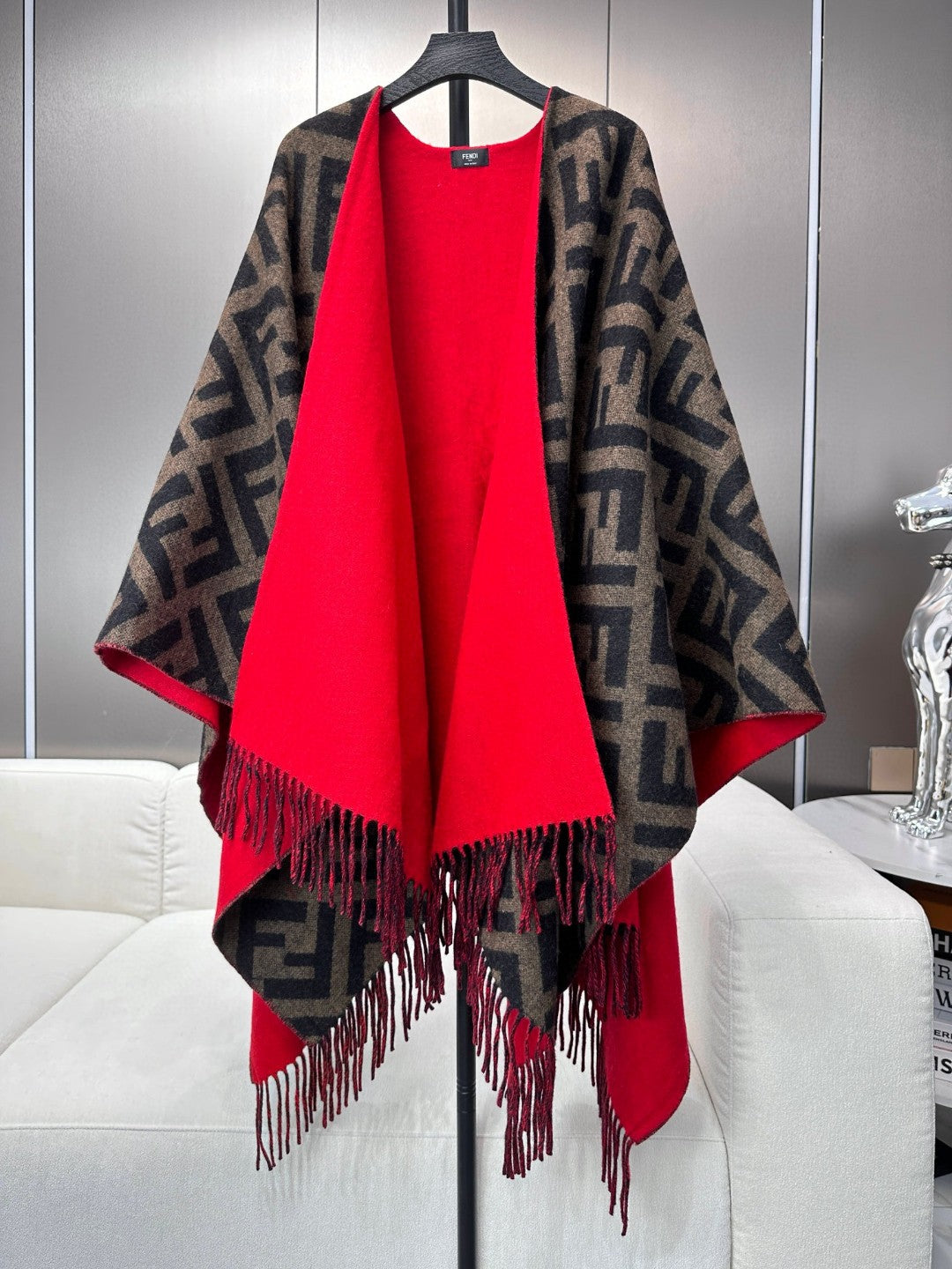 Pre-Owned Fendi FF Monogram Reversible Wool-Cashmere Shawl – Red & Grey