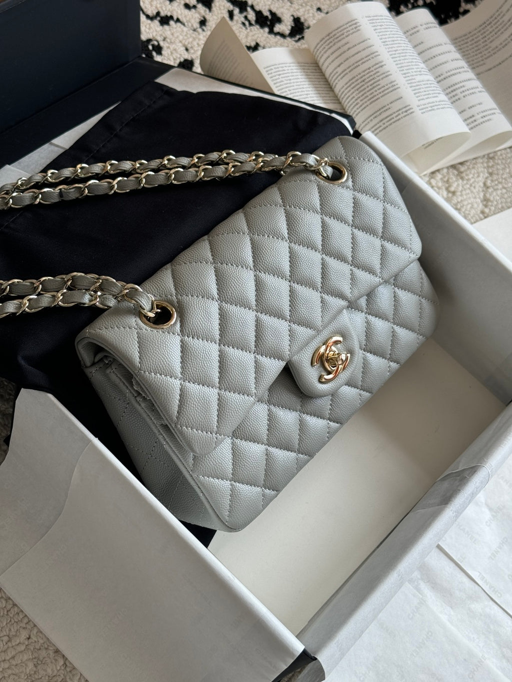 Pre-Owned Chanel Classic Flap Bag Small Caviar Quilted Leather (Silver Hardware)