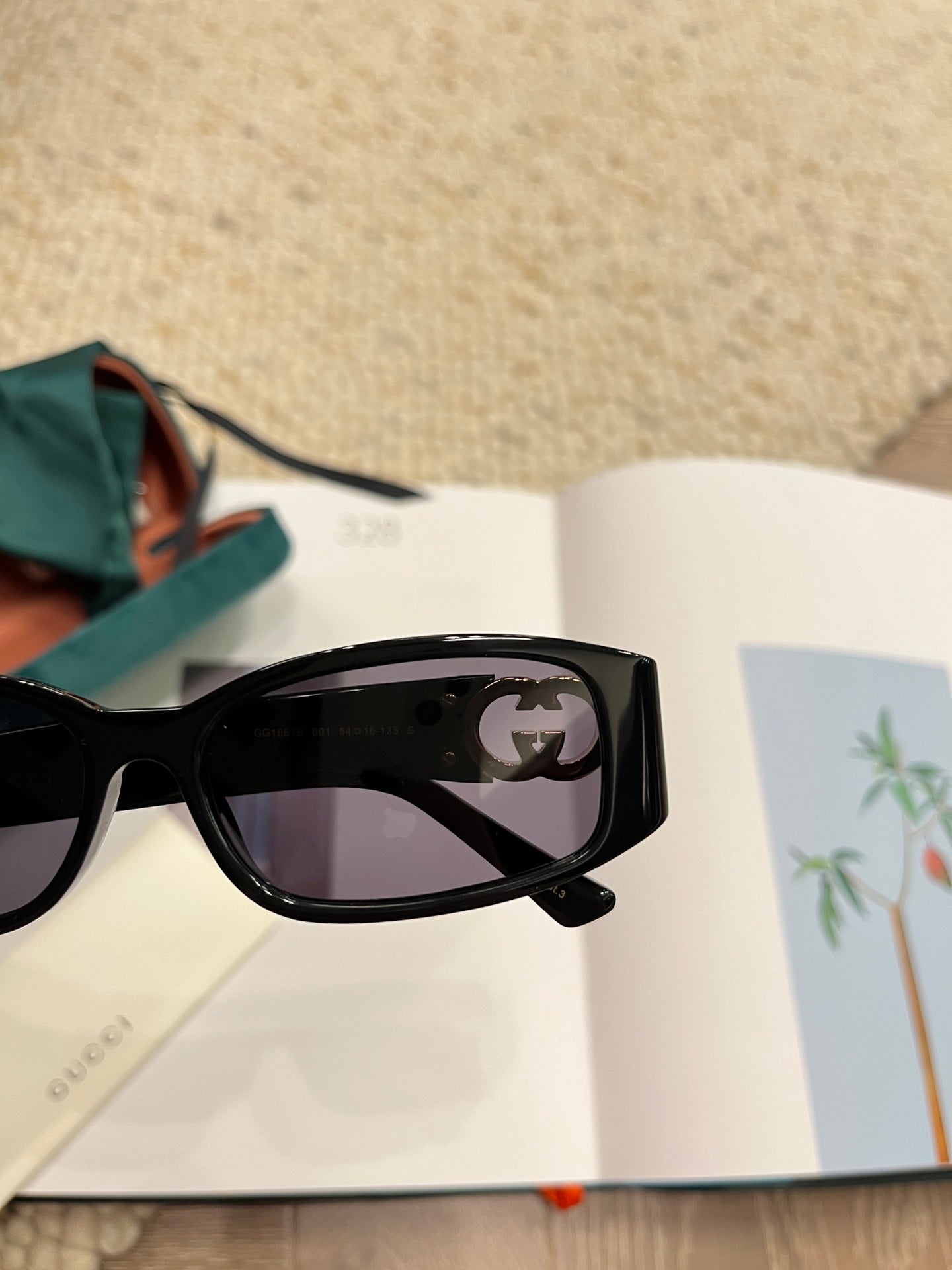 Gucci GG1661S Oversized Square Sunglasses | Pre-Loved Statement