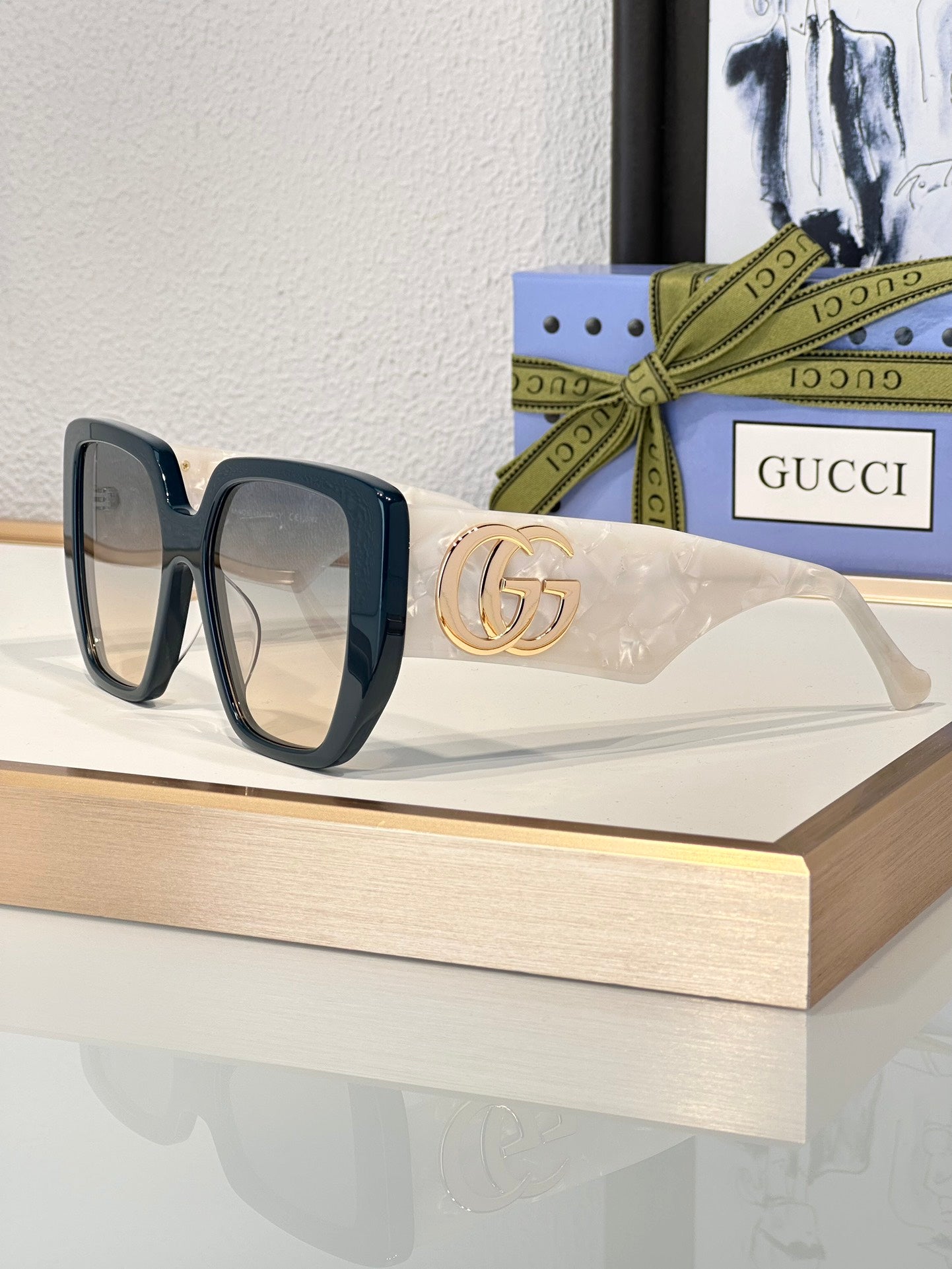 Gucci GG0956S Square Sunglasses | Pre-Loved Geometric Statement