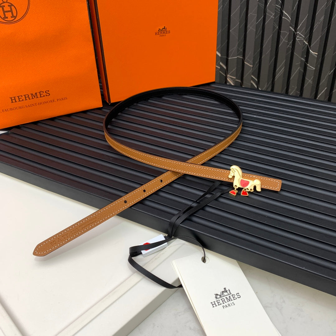 Pre-Owned Hermès Enamel & Metal Buckle Leather Belt – Iconic Luxury Accessory