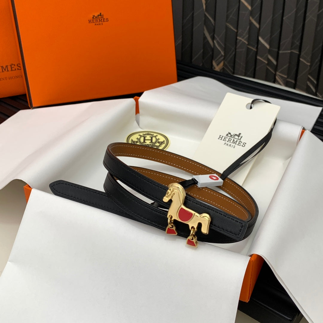 Pre-Owned Hermès Enamel & Metal Buckle Leather Belt – Iconic Luxury Accessory