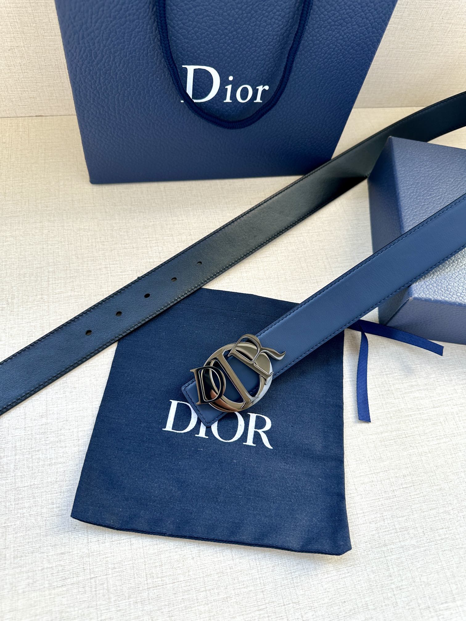Pre-Owned Dior Charm Men’s Belt 3.5cm Stainless Steel & Gold-tone Buckle