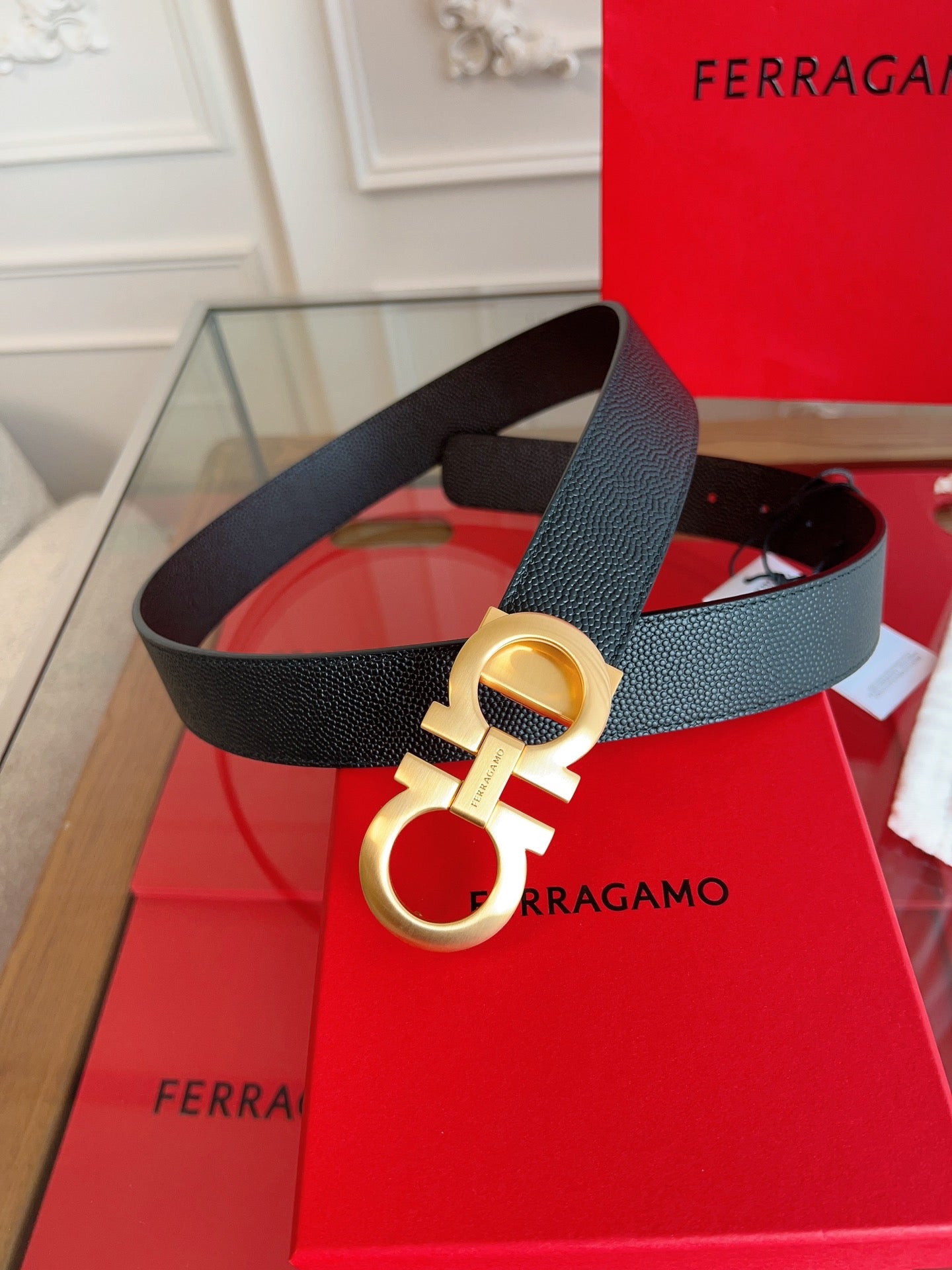 Pre-Owned Ferragamo Leather Belt 3.5cm Reversible Calfskin with Upgraded Gancini Buckle