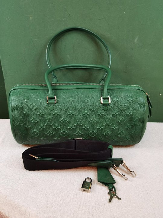 Louis Vuitton Monogram Vernis Green Embossed Keepall Bag (2012, Pre-Owned, 98% New)