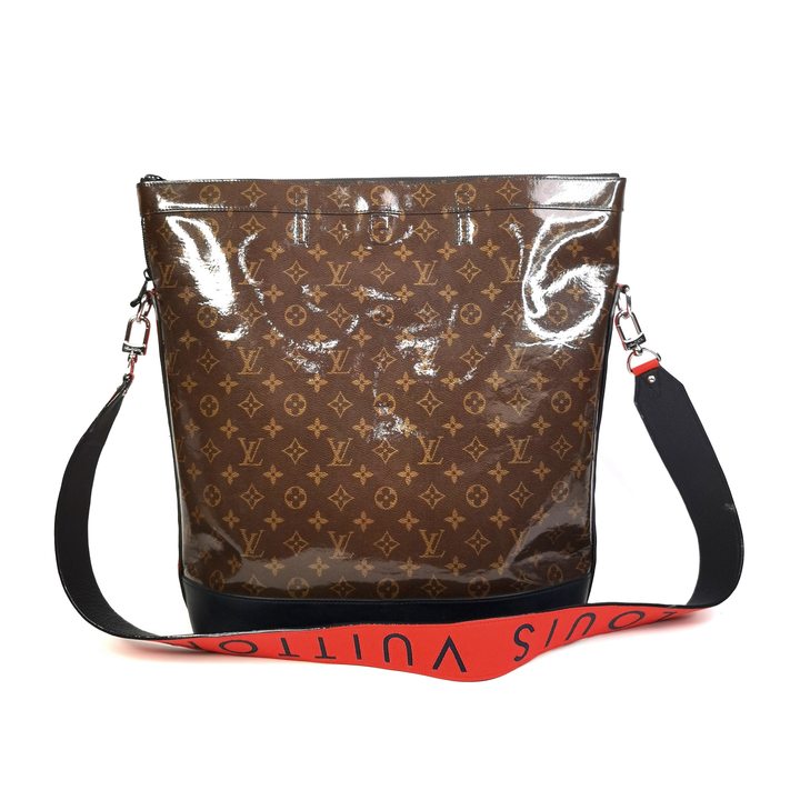Pre-Owned Louis Vuitton Monogram Vernis Crystal Leather Shoulder Bag