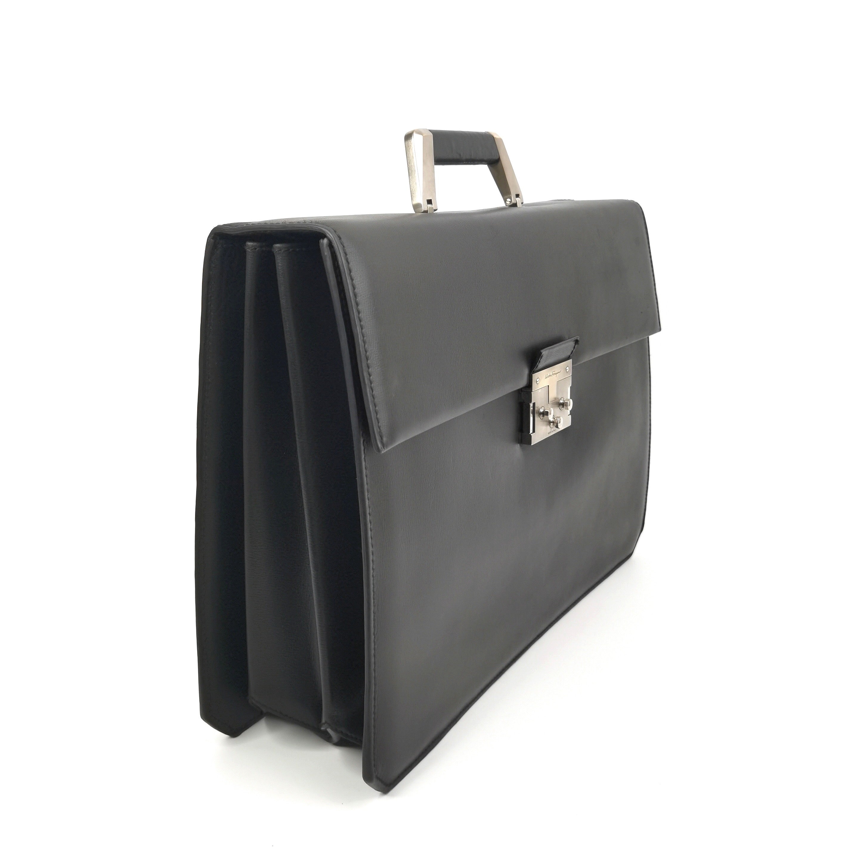 Pre-Owned Ferragamo Leather Briefcase – Black
